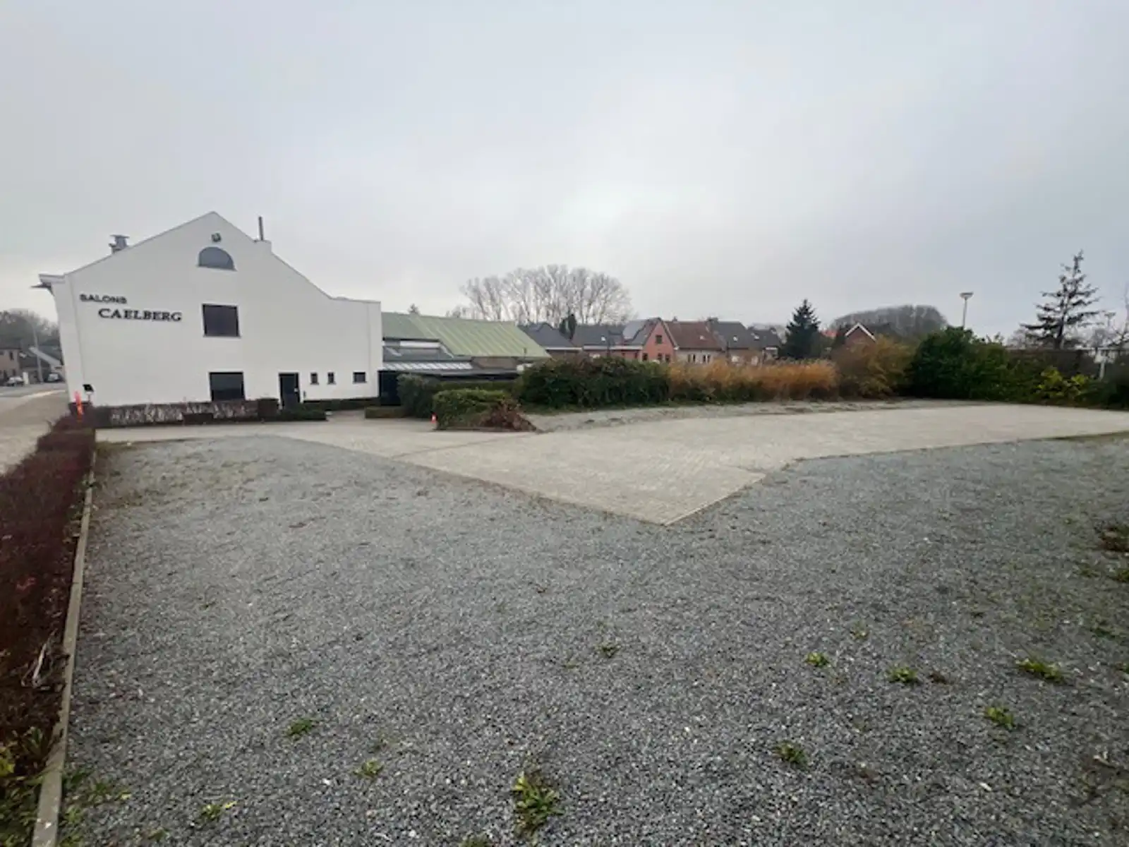 Projectgrond (vroegere feestzaal met woonst en parking) foto 8