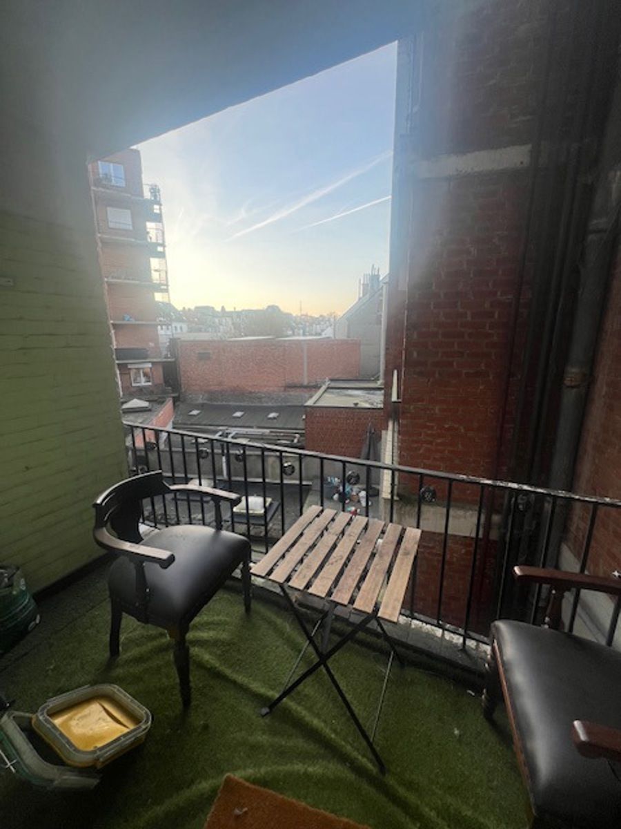 Centraal gelegen & lichtrijk hoekappartement met terras foto 9