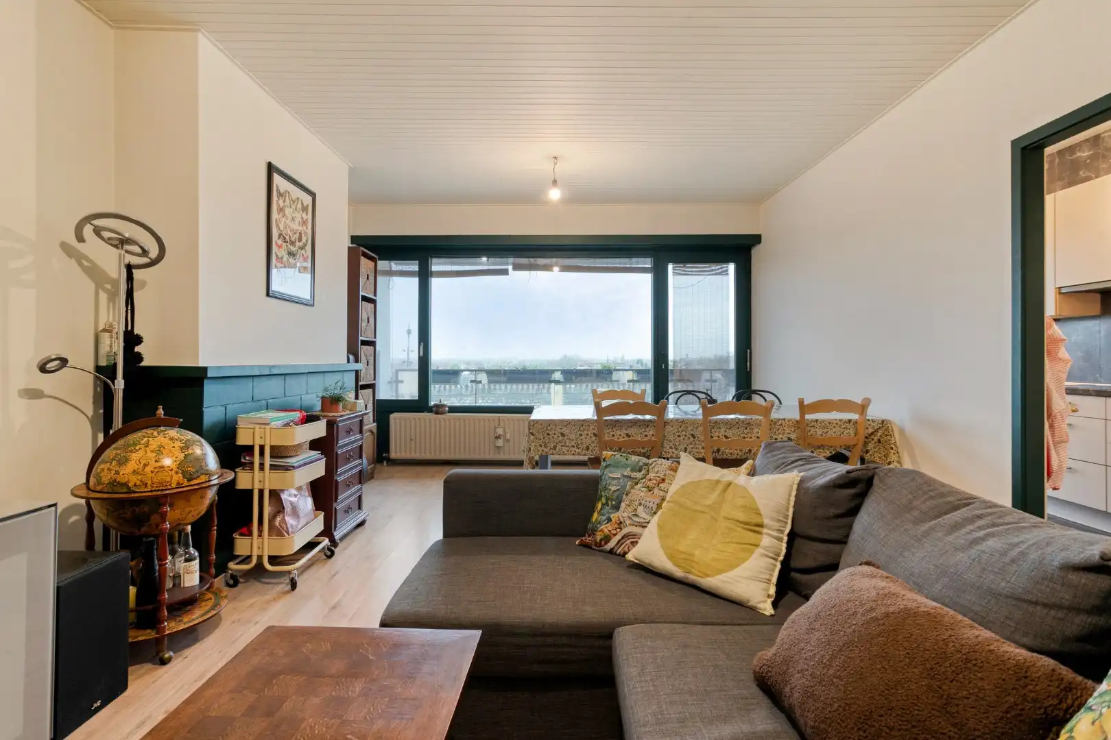 Mooi dakappartement met 2 slaapkamers en garagebox! foto 2