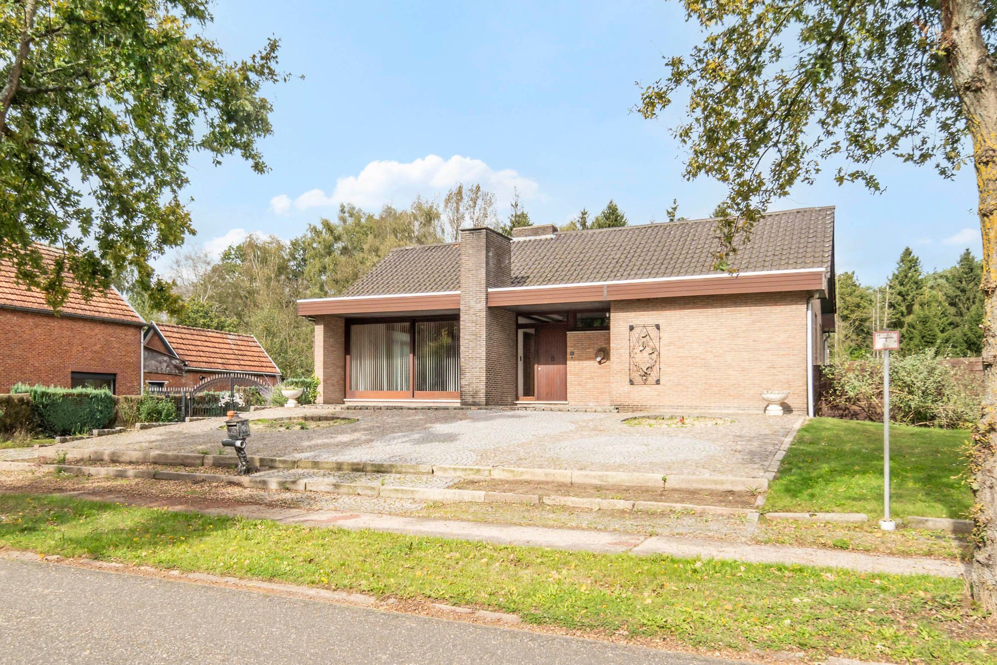 Groen gelegen bungalow op een ruim perceel van 1.754m². foto 26