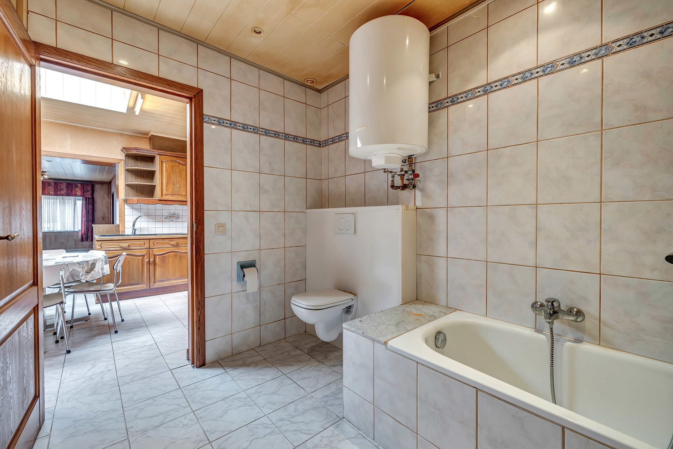 Te renoveren woning op toplocatie in het centrum van Aalst foto 8