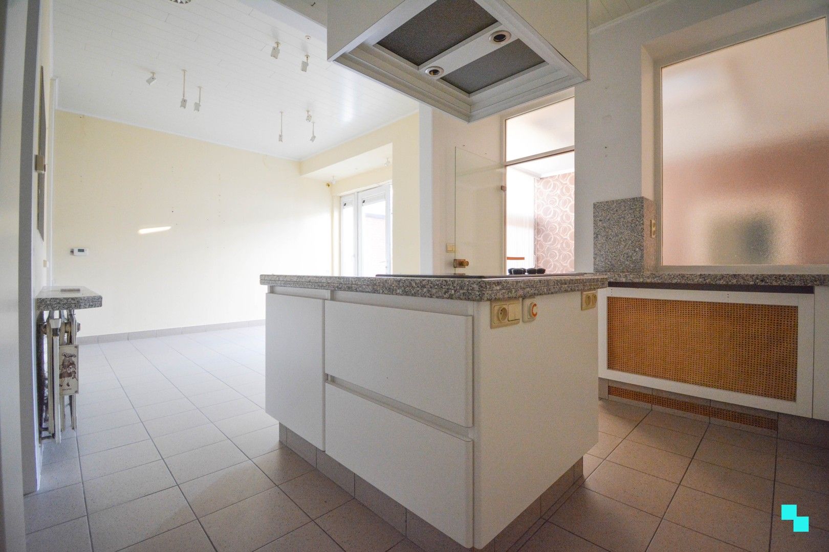 Handelspand met woonst, winkel en atelier te Moorslede foto 17