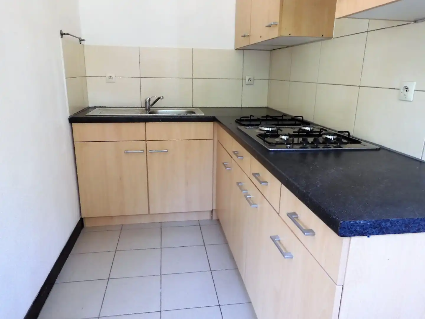 Aangenaam éénslaapkamerappartement met terras en privatieve garagebox foto 5