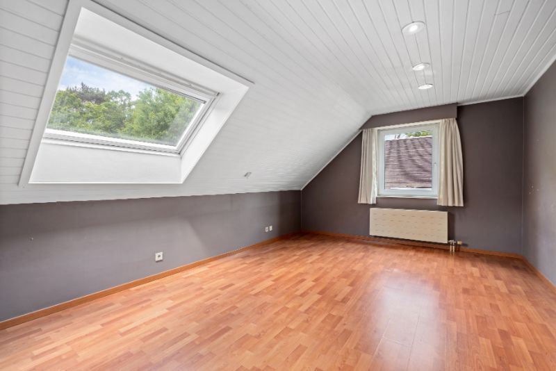 Ruime woning op goed gelegen locatie - 421 m² foto 12