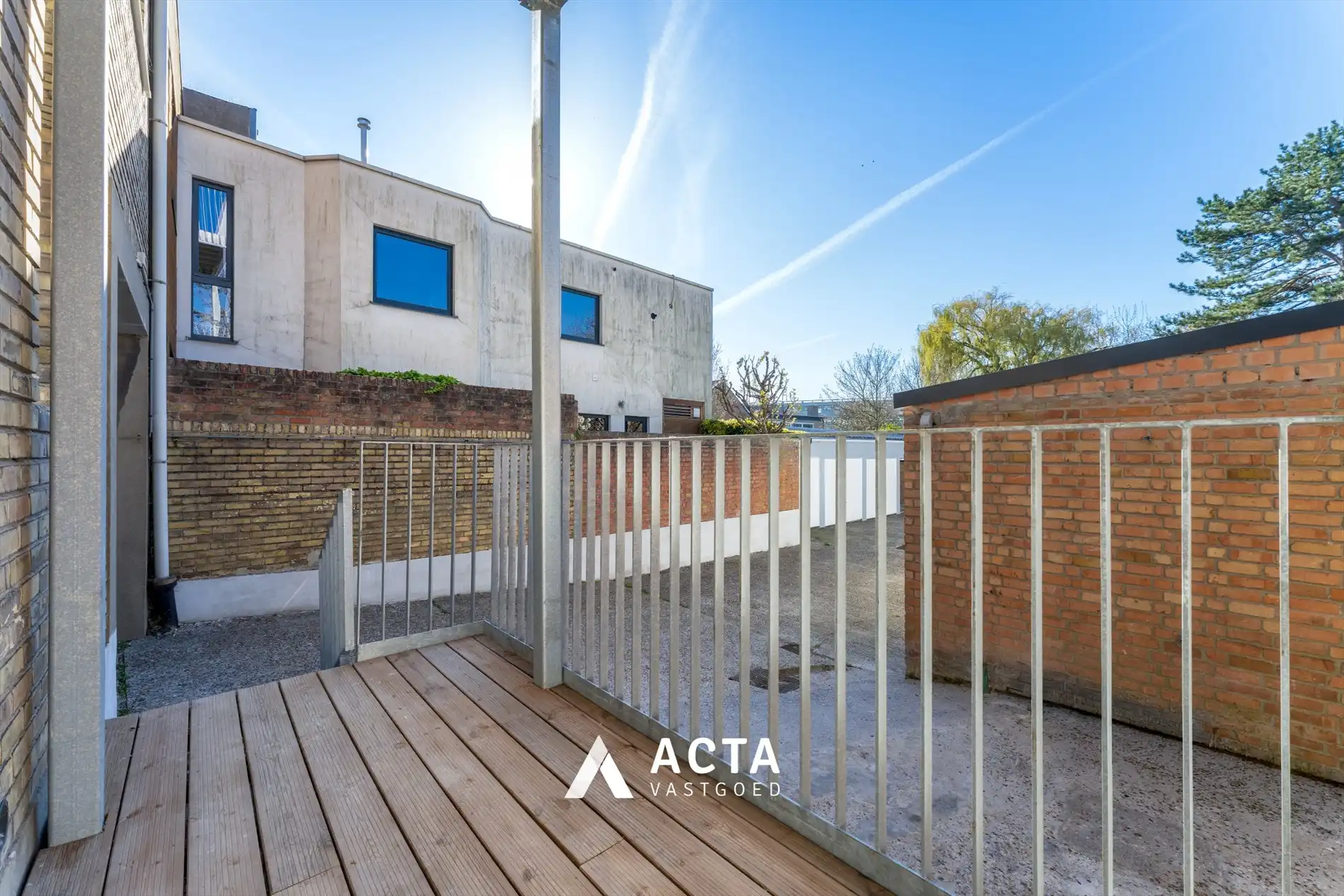 Recent gerenoveerd gelijkvloers appartement nabij centrum foto 11