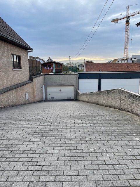 Garagebox op wandelstand van het strand in Middelkerke te koop foto 4