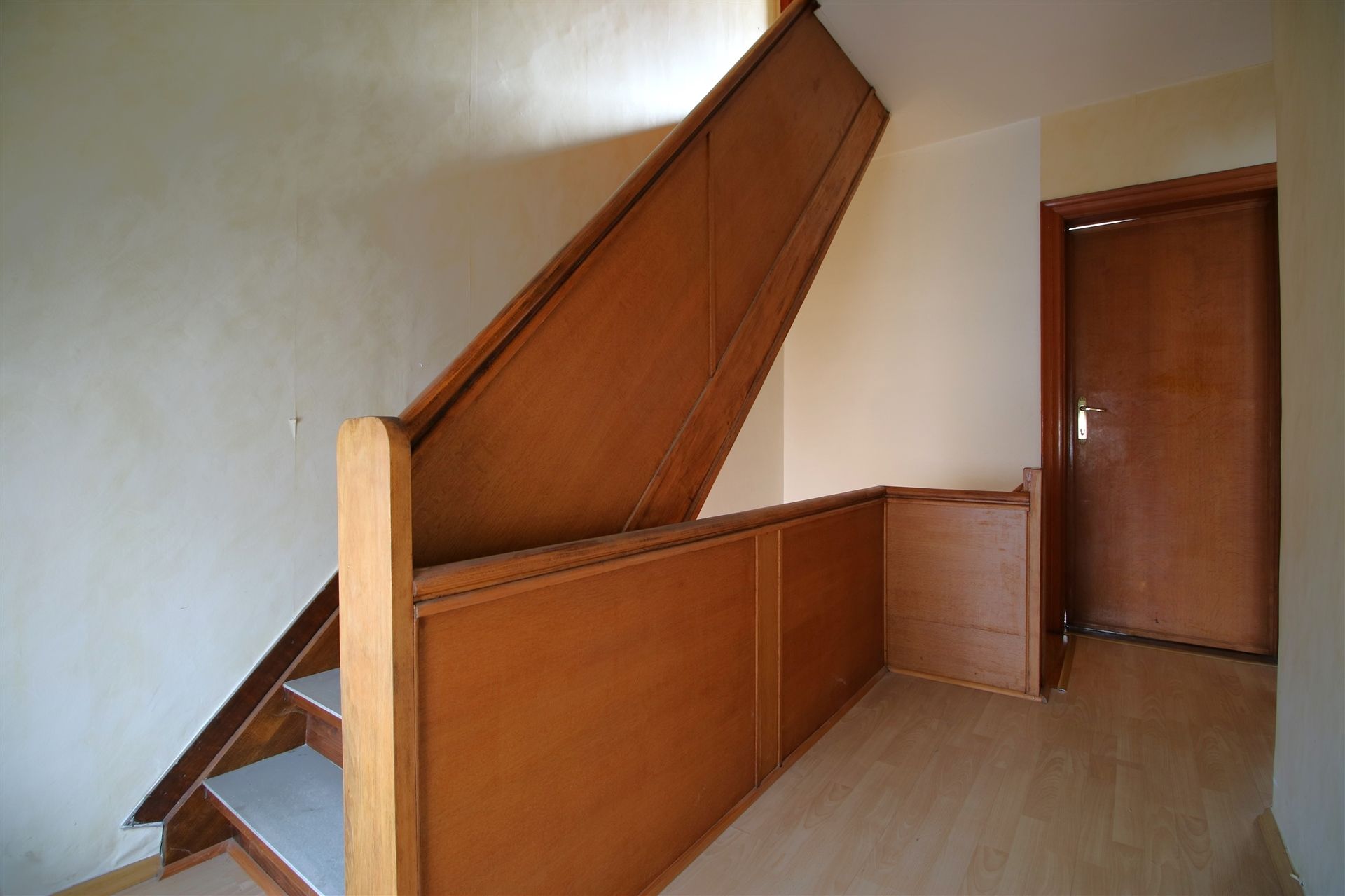 Woning half-open bebouwing met tuin foto 22