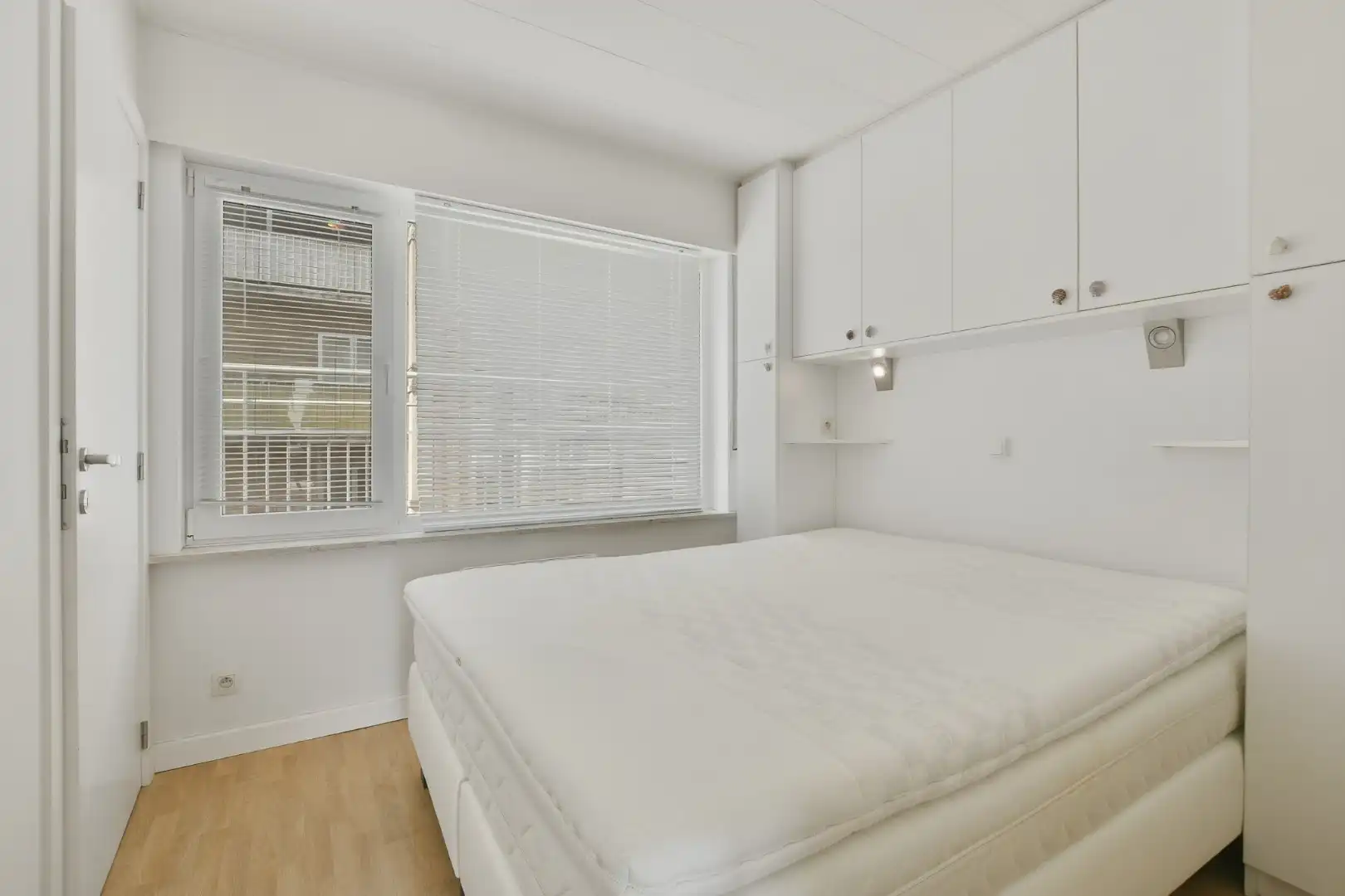 Uniek dakappartement met zonnige ligging en indrukwekkende vergezichten te Wenduine!  foto 10