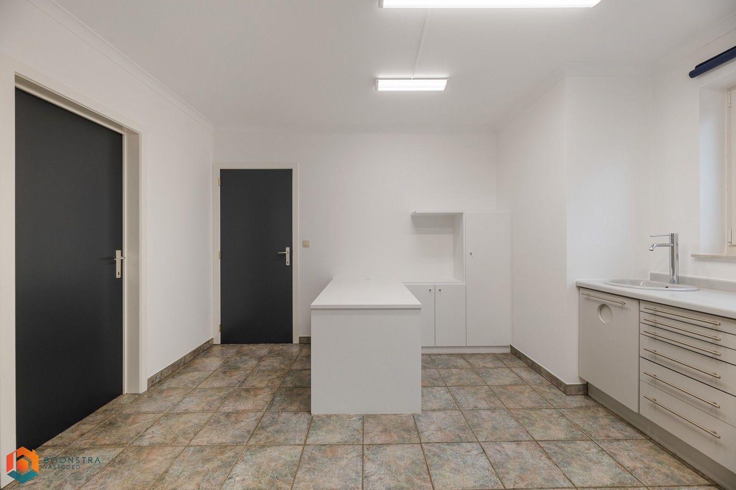 Instapklare woning met 4 slpkrs foto 13