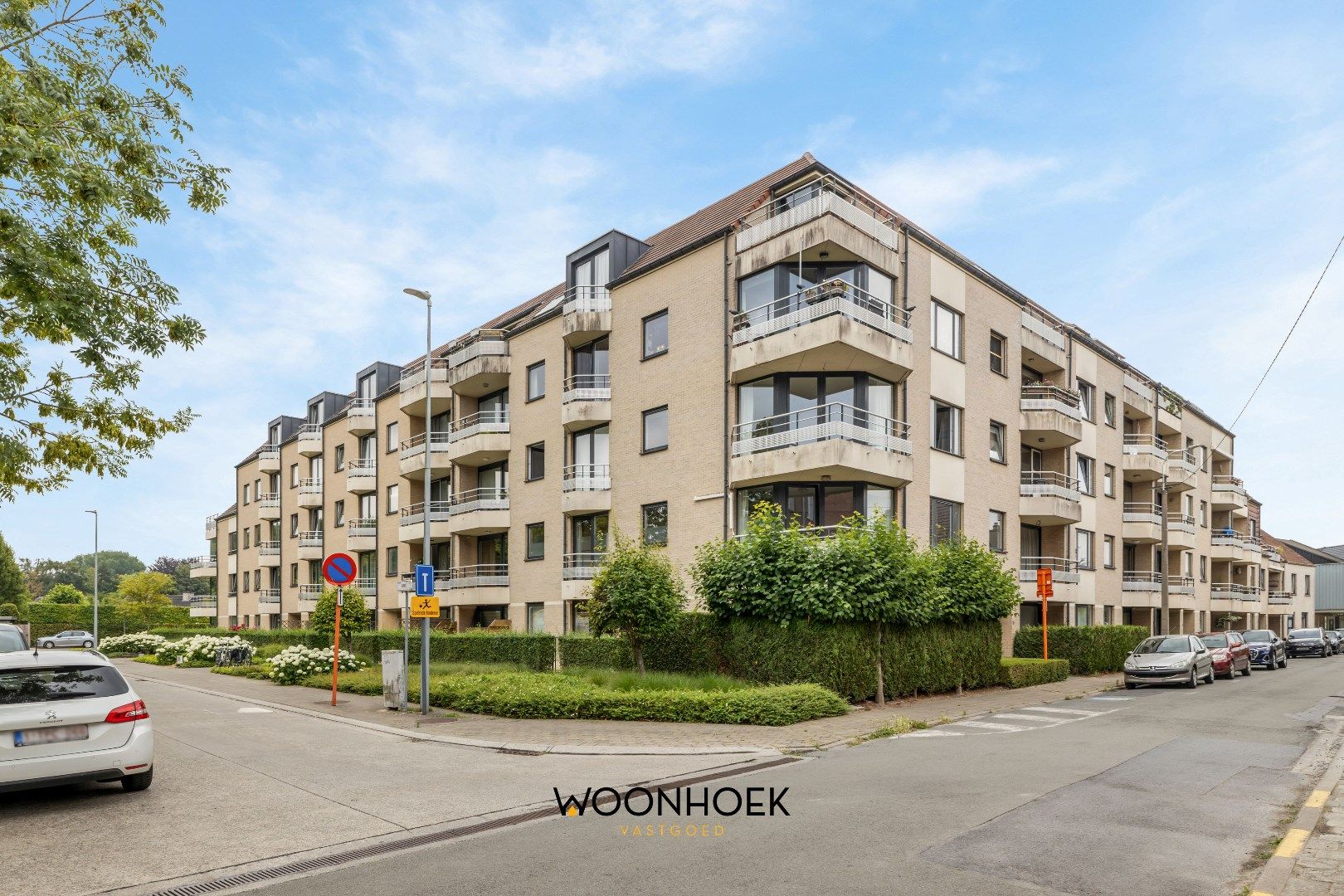 Instapklaar dakappartement op toplocatie in centrum Lokeren foto 24