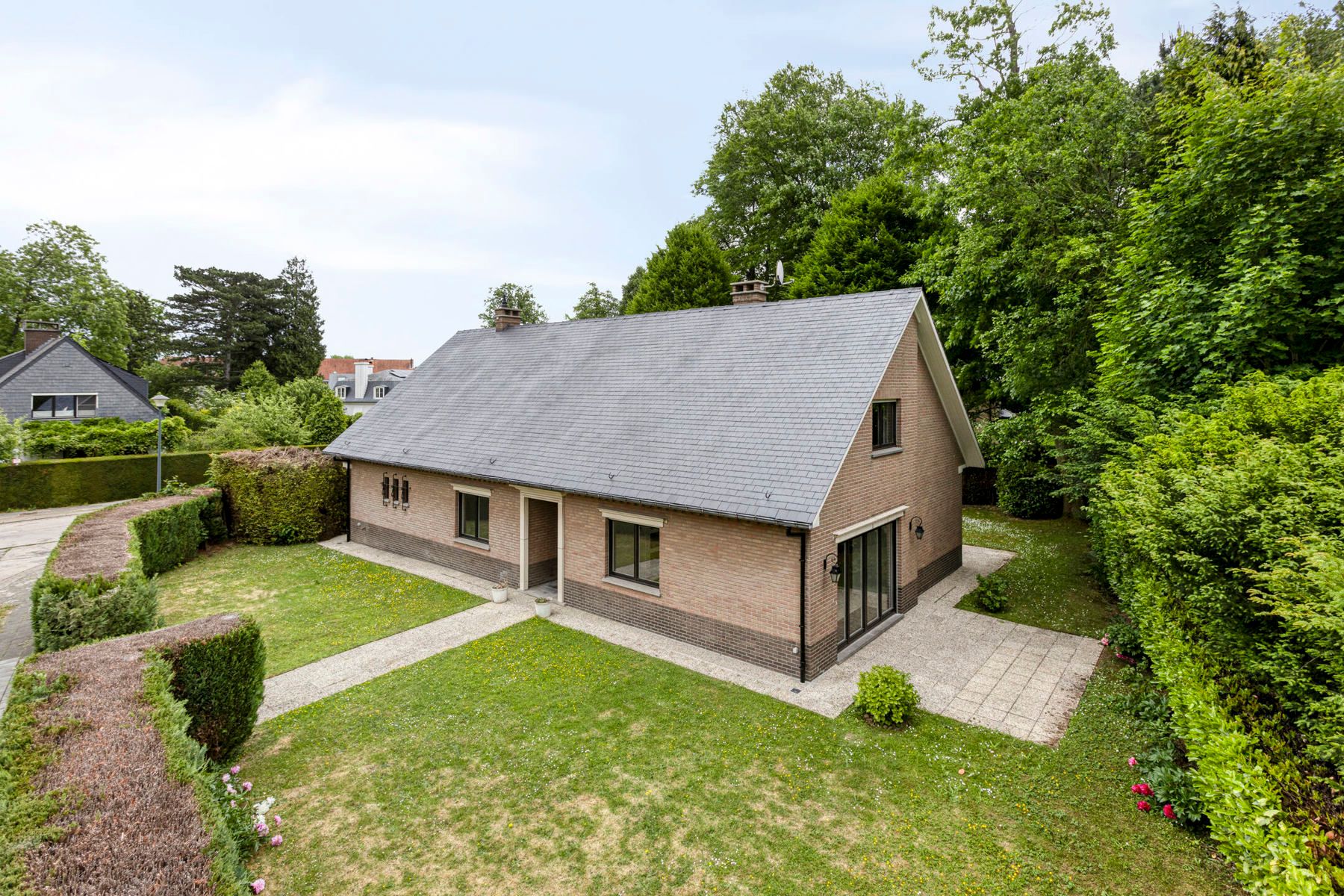 Villa te koop foto {{pictureIndex}}
