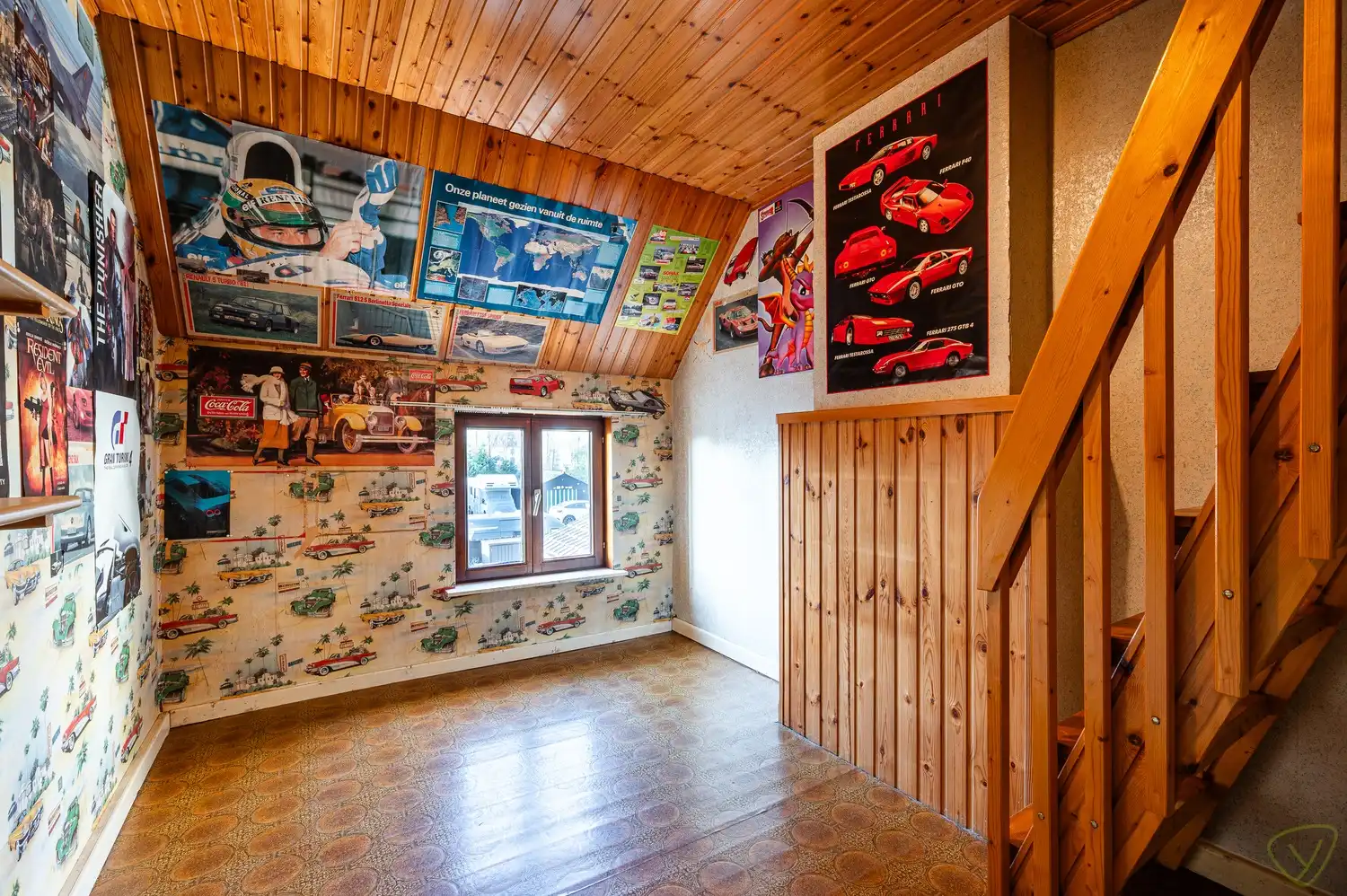 Charmante gesloten bebouwing met ruime tuin en renovatiepotentieel foto 15