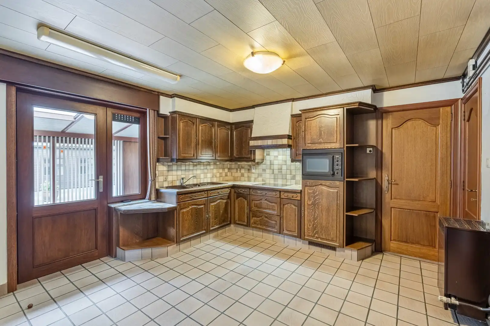 🏡 Woning met 3 slaapkamers en veel potentieel nabij het centrum van Houthalen ✨ foto 7