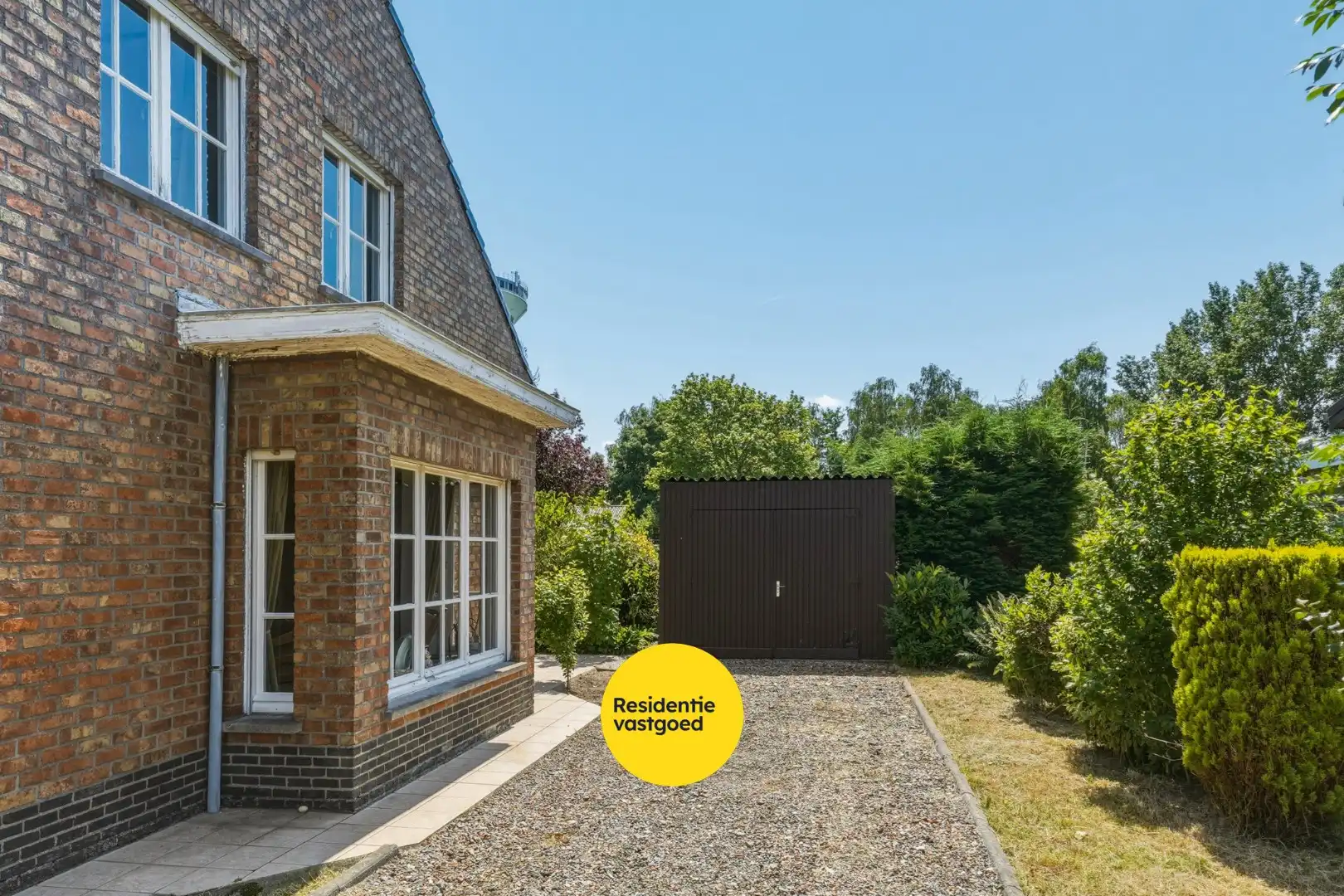 Te renoveren open bebouwing met 3 slaapkamers en ruime tuin in Roksem foto 3