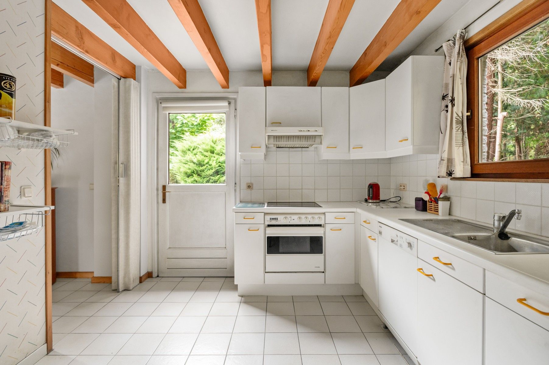 IN OPTIE !! Te renoveren woning met uitbreidingsmogelijkheden in oase van rust en groen foto 8