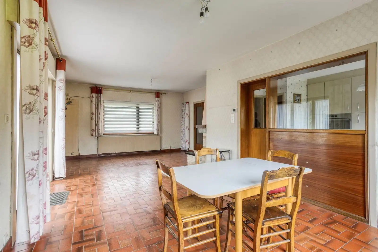 Prachtig gelegen bungalow met 3 à 4 slaapkamers op 6a 53ca foto 9