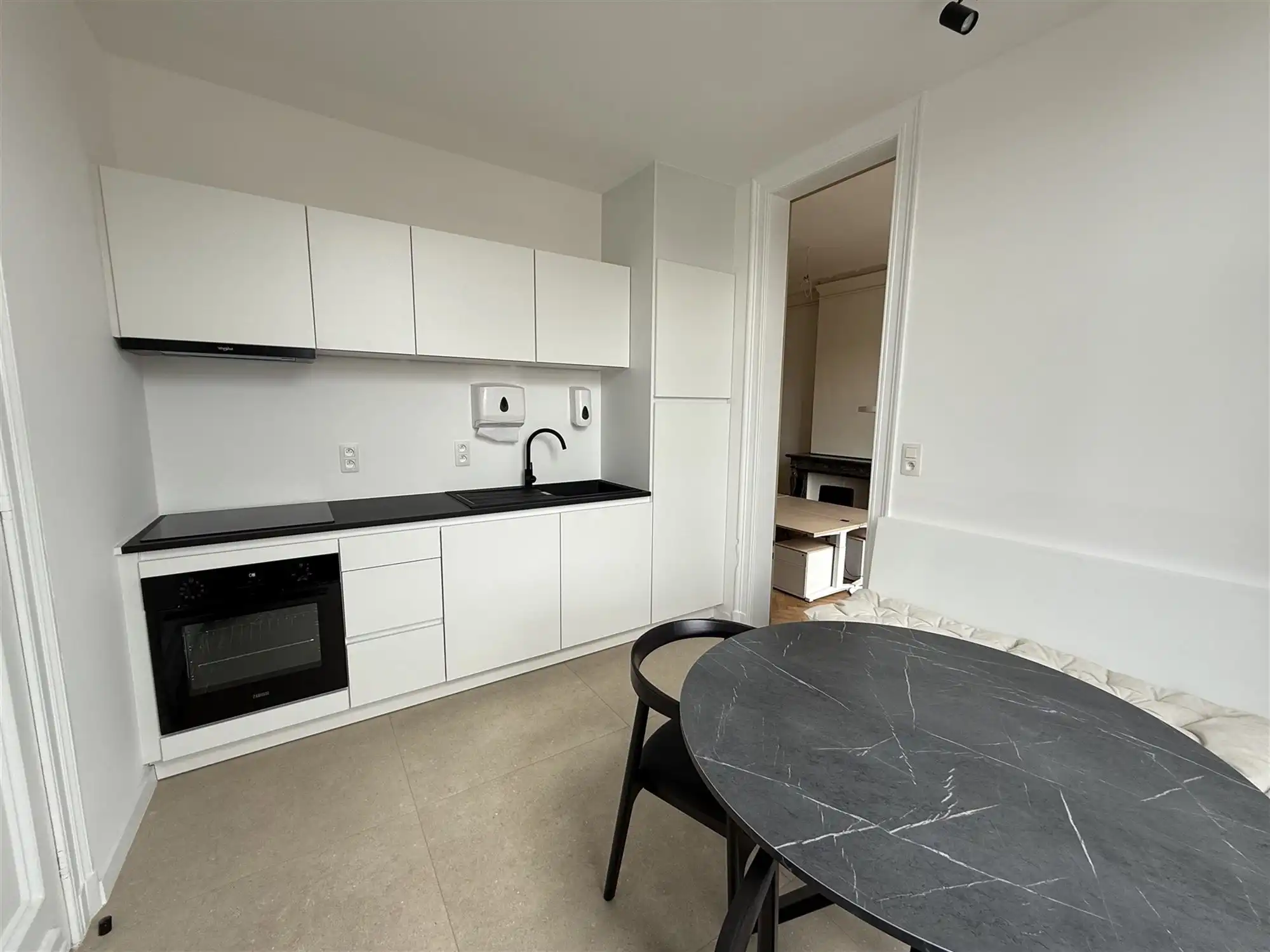 Ruim kantoor met keuken in centrum Antwerpen foto 5