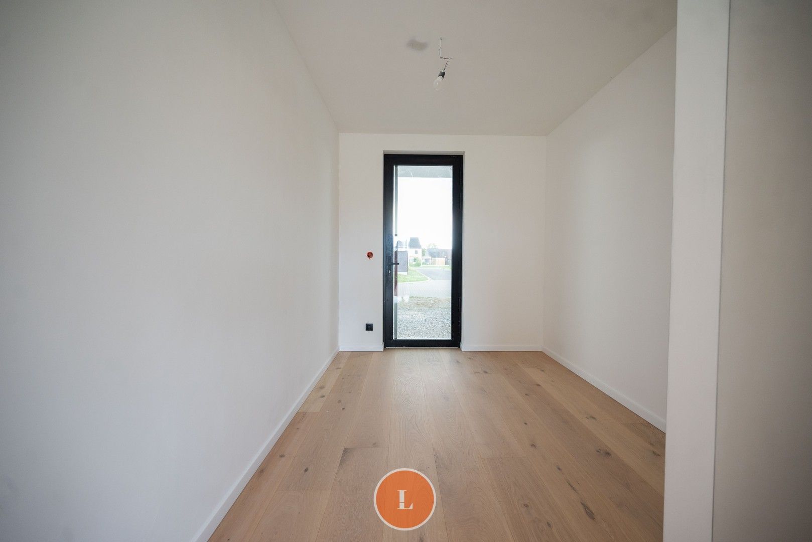 Te Koop: Luxueuze Nieuwbouwwoning in Roeselare foto 13