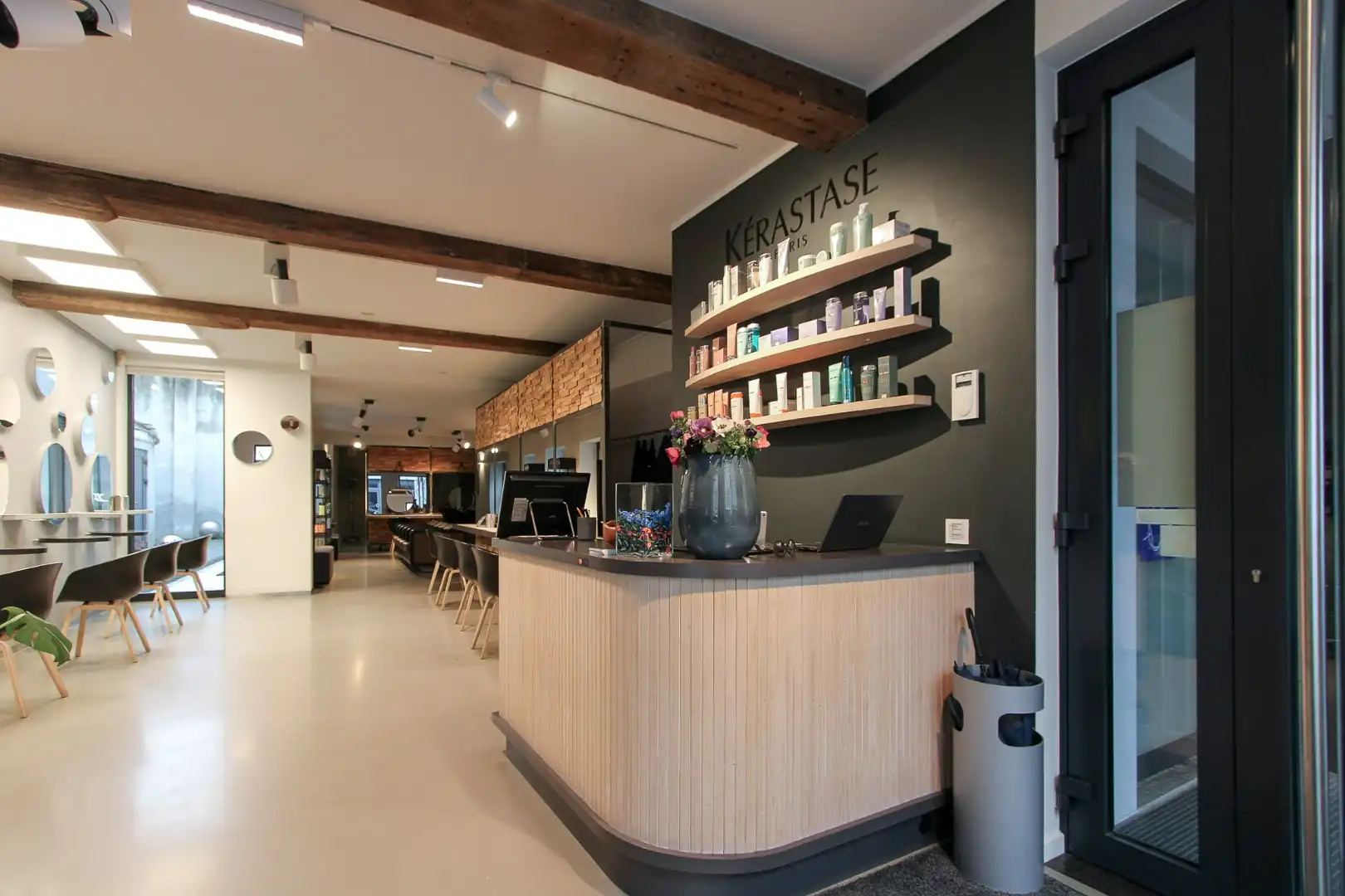 Handelsgelijkvloers Smedenstraat 13 Brugge te koop foto 5