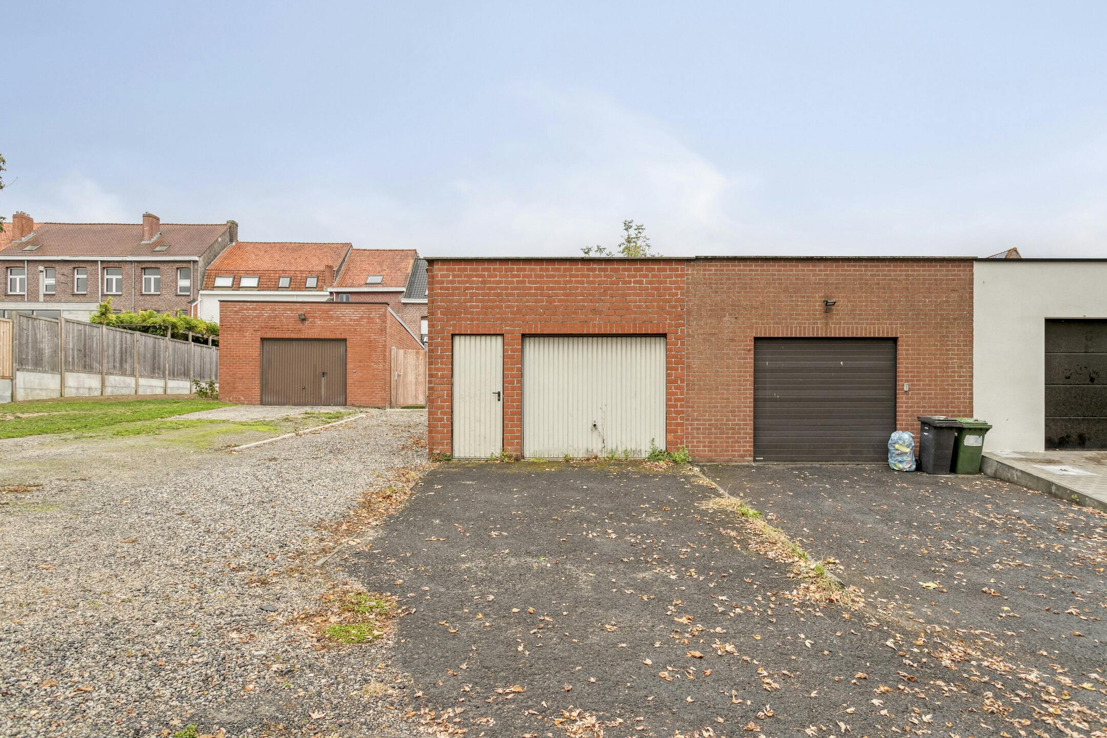 Huis te koop in Ieper met 4 kamers, tuin en garage  foto 9