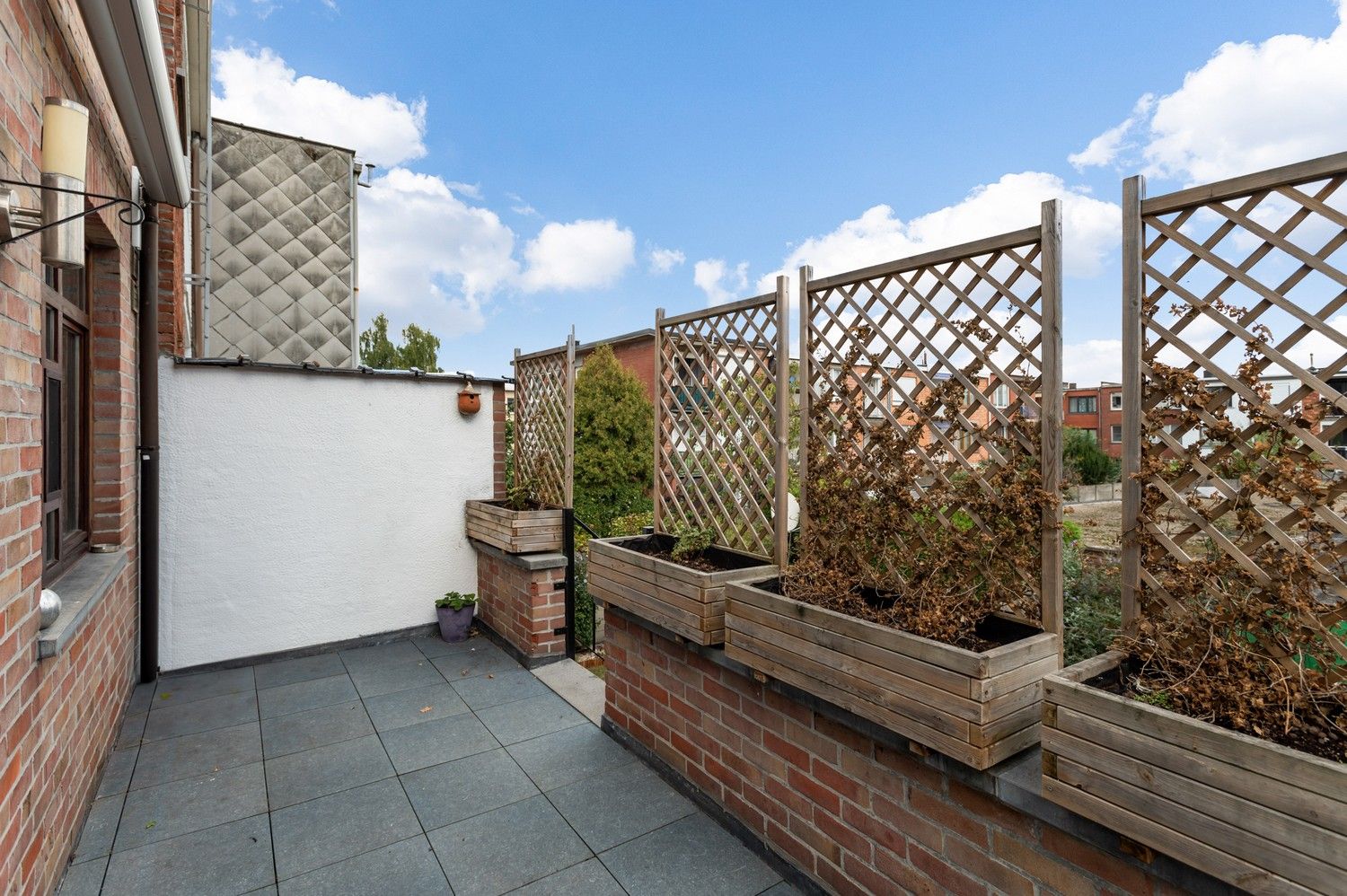 Ruim huis met 3 slaapkamers, tuin en garage te Deurne! foto 19