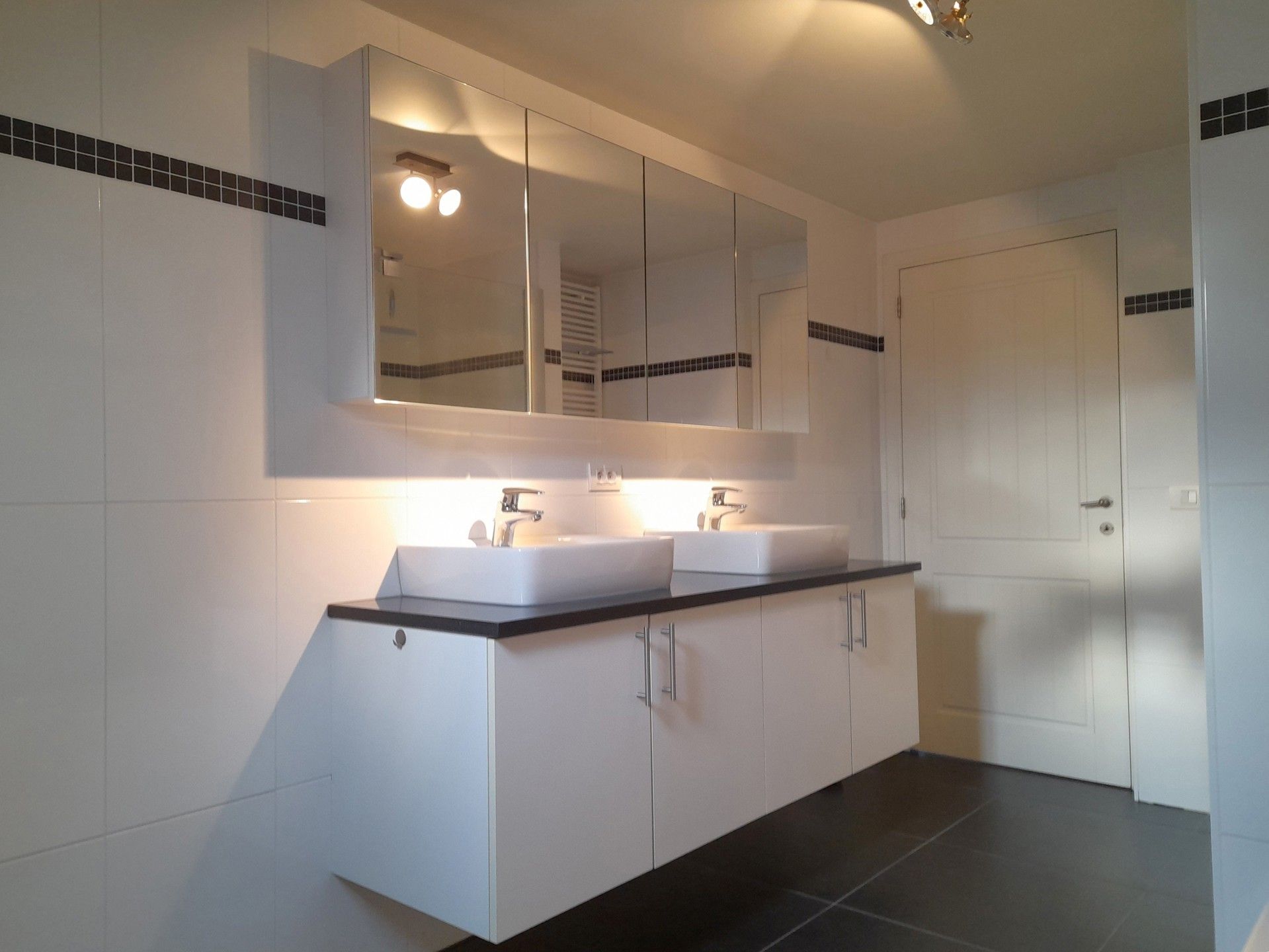 2-slpk-appartement met groot terras, berging en autostaanplaats foto 27