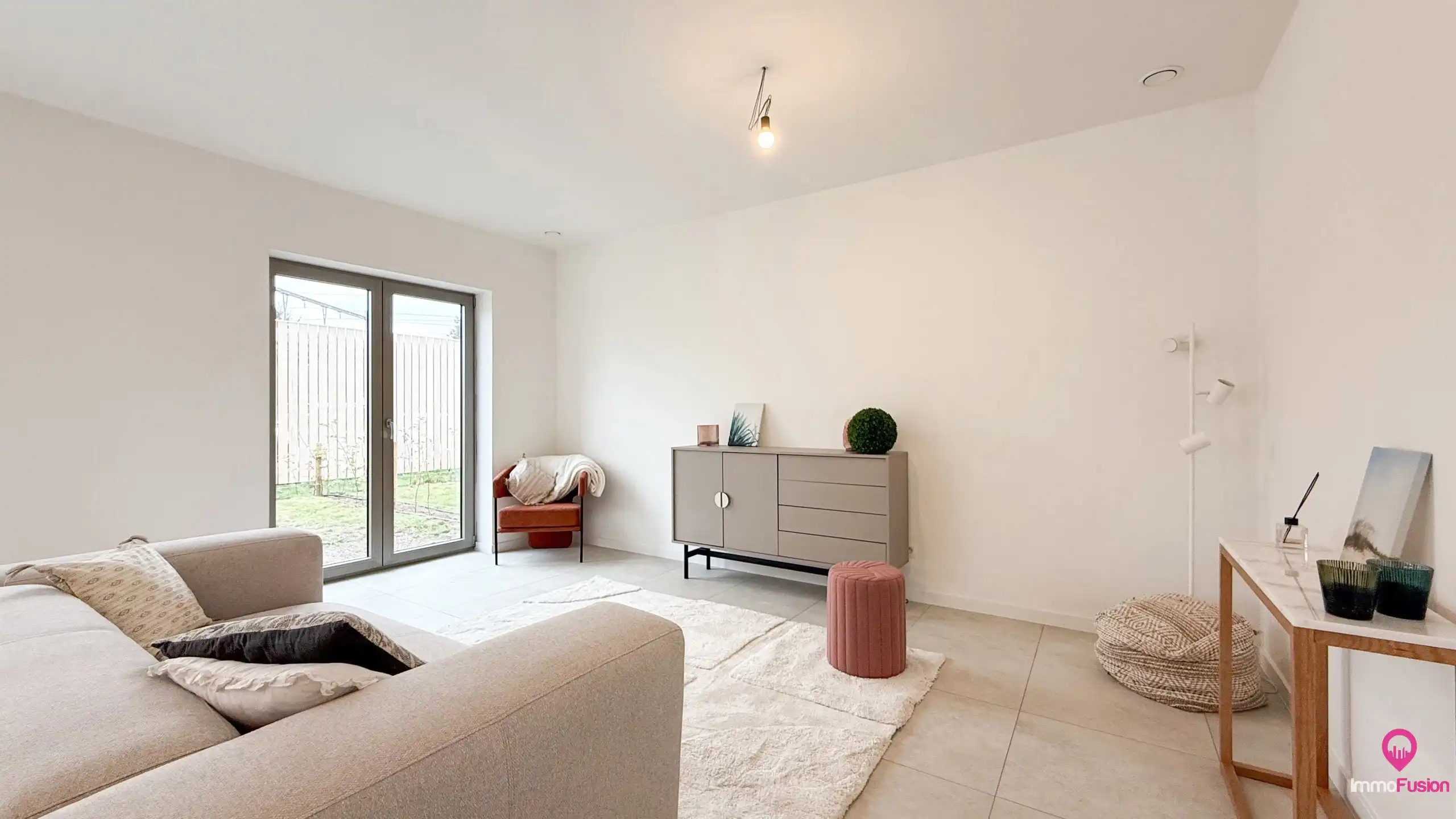 Gelijkvloers appartement met 3 slaapkamers en met een tuin! foto 3