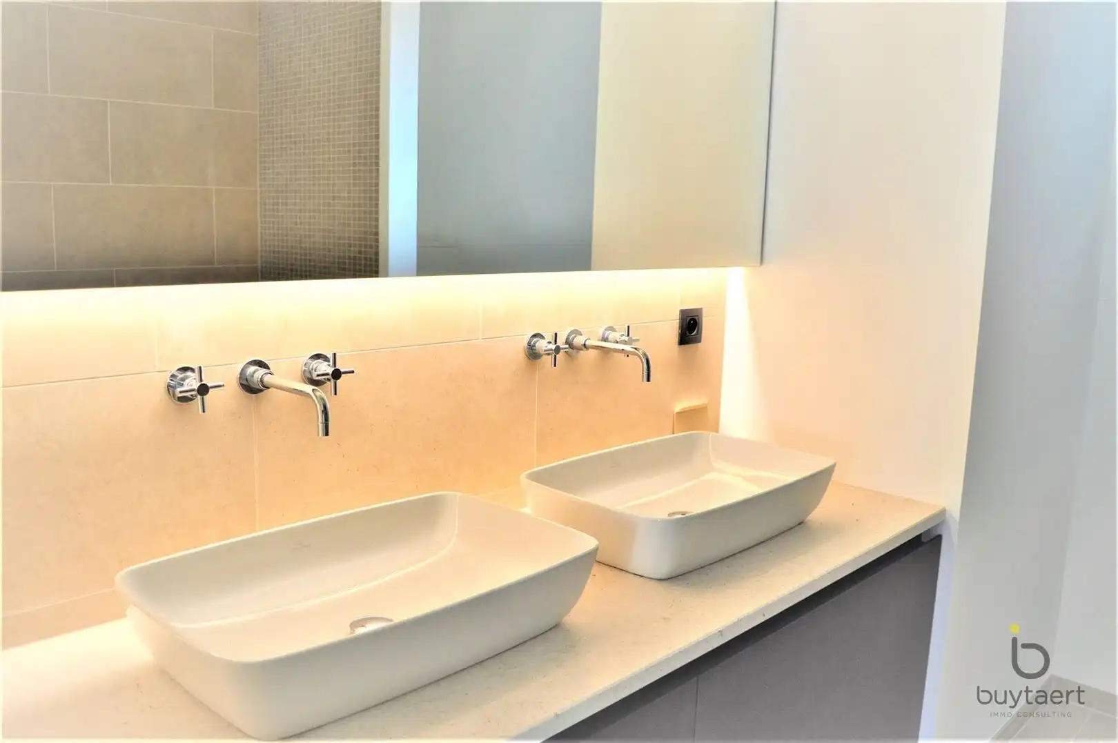 Standingvol en recent 2 slaapkamer appartement te Schilde. foto 15