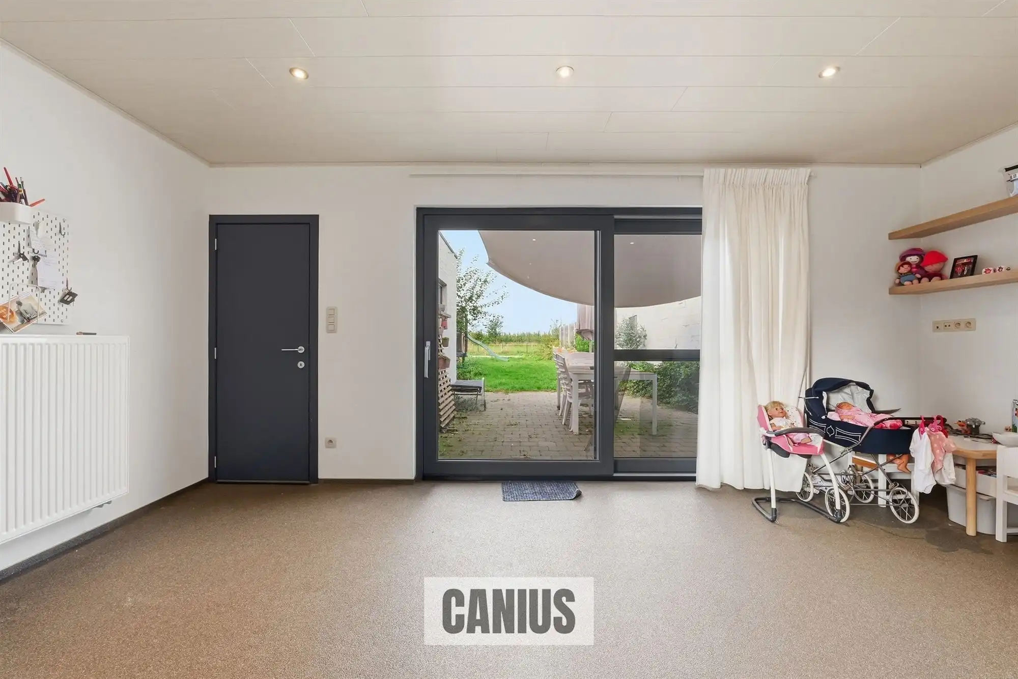 GEZELLIGE, INSTAPKLARE GEZINSWONING MET 3 SLPK foto 11