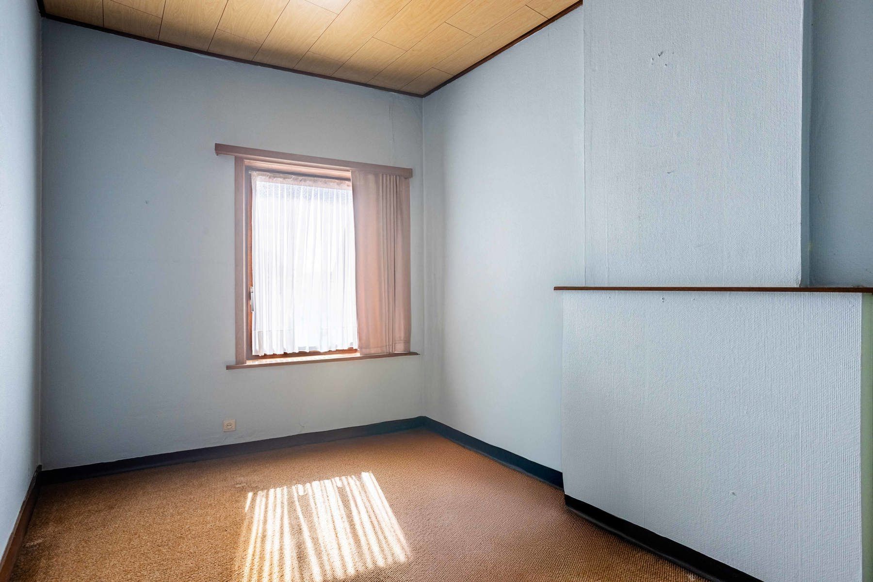 Te koop: deels te renoveren woning  aan de rand van Aalst foto 17