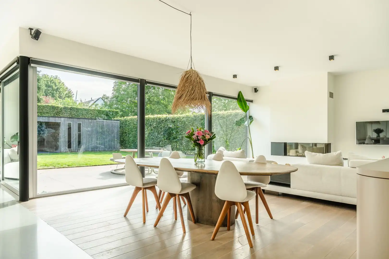 Exclusieve villa met zwemvijver op een absolute toplocatie in Bornem foto 5