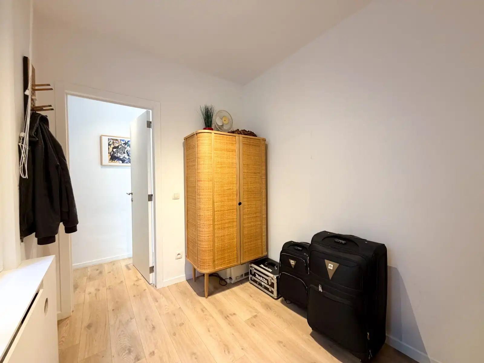 Zonovergoten én gerenoveerd appartement met 2 slpk aan de Groentemarkt in Oostende. foto 11