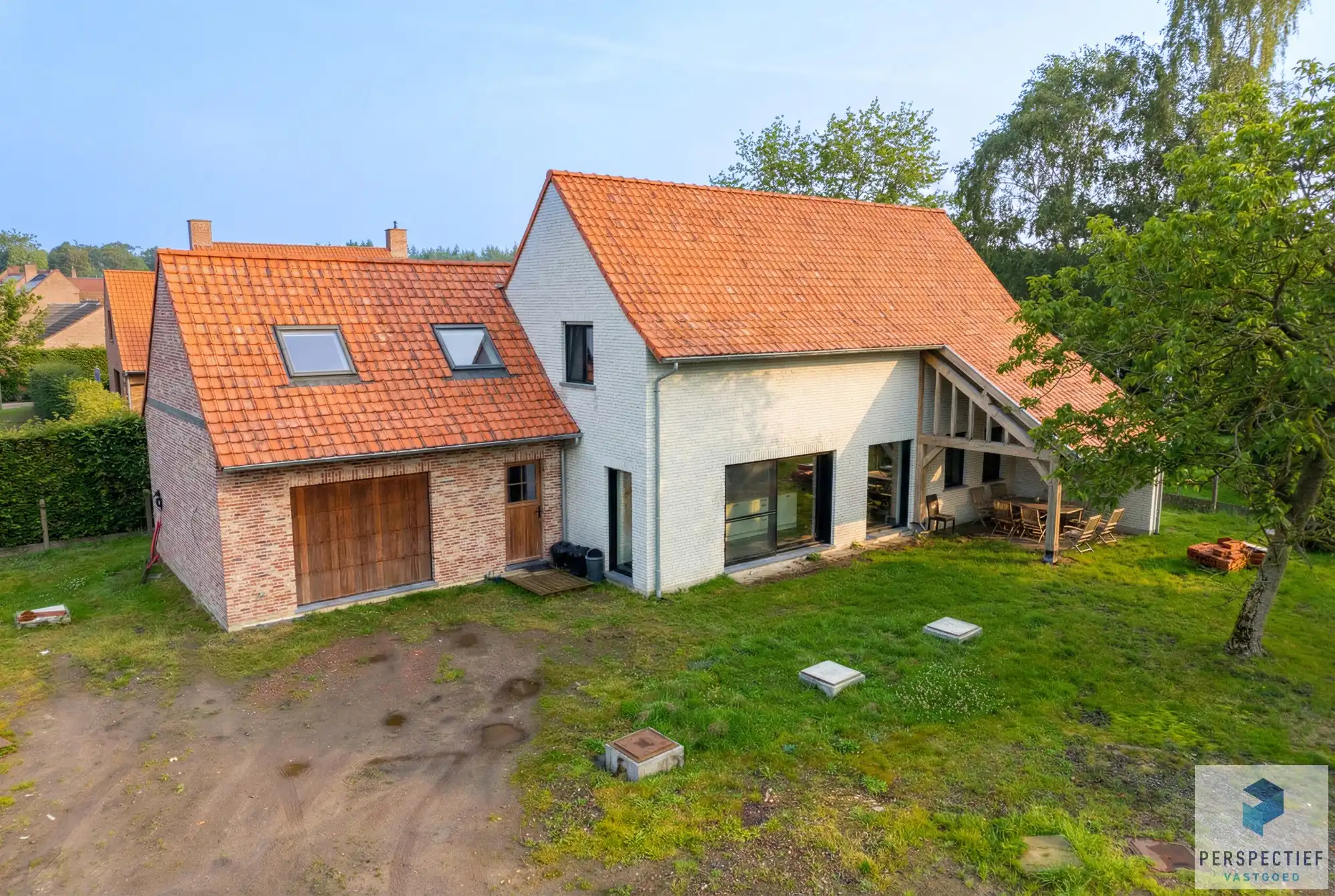 Charmante energiezuinige hedendaagse landelijke villa met tuin op 1067m² foto 2