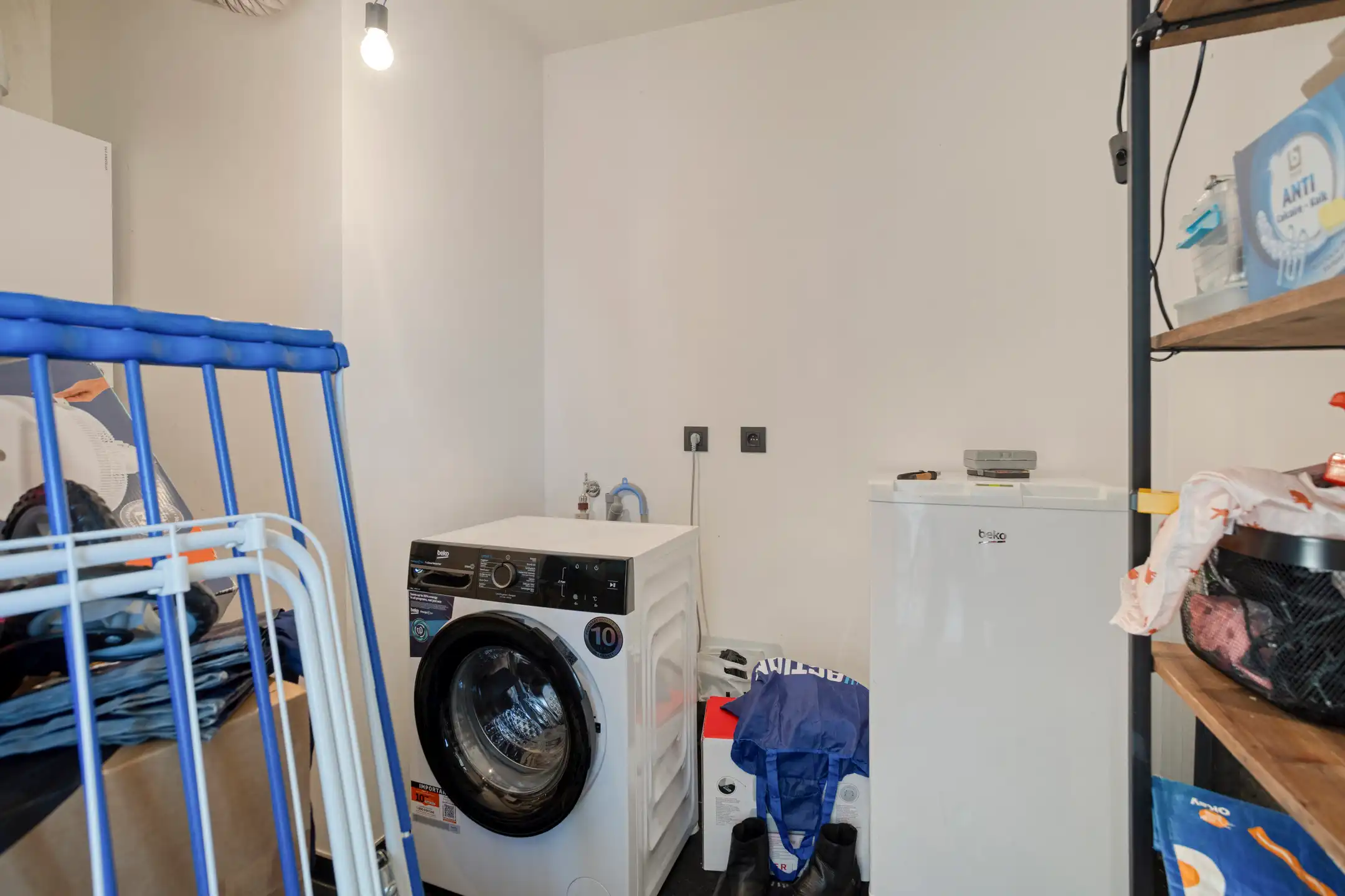 Recent 2 slaapkamer appartement met 3 terrassen in Wezemaal foto 14