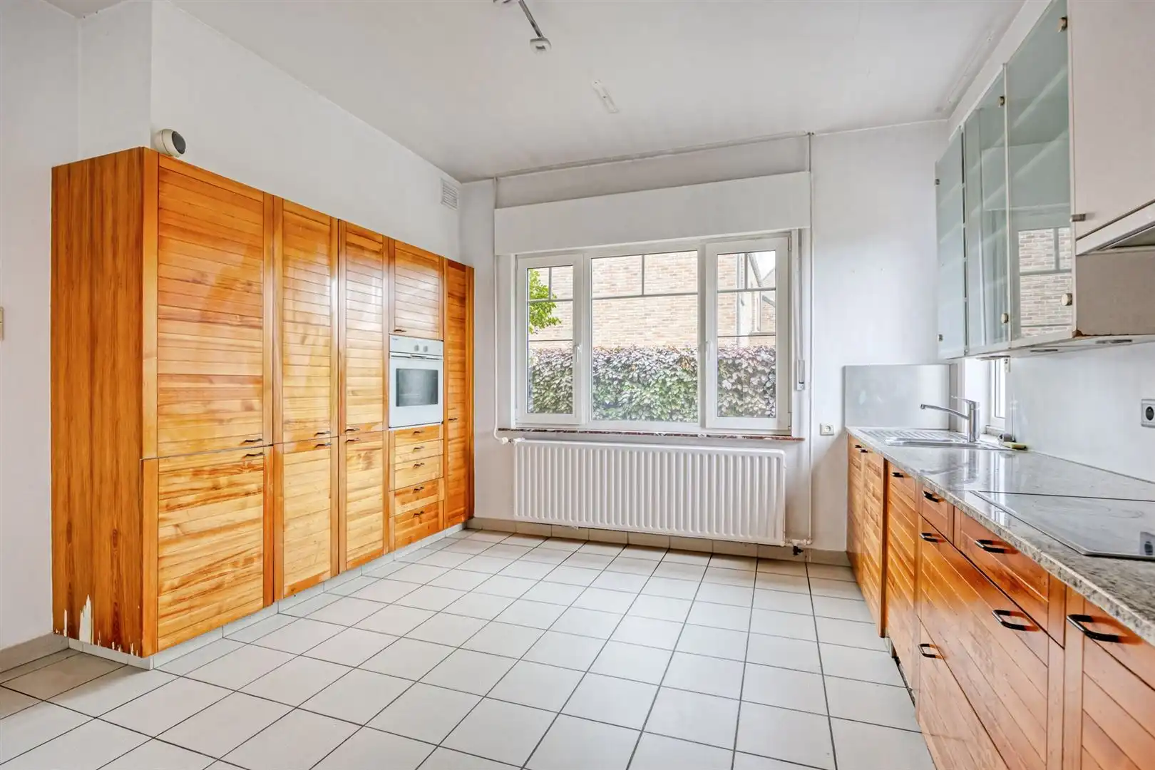 TE KOOP: Ruime gezinswoning met 4 slaapkamers op centrale ligging in Houthalen! foto 10