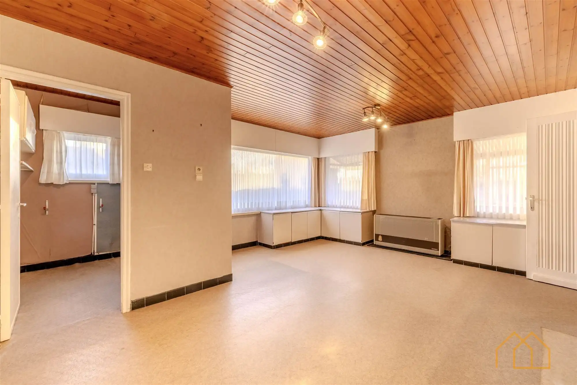 Op te frissen woning op 12a in centrum van Geel foto 5