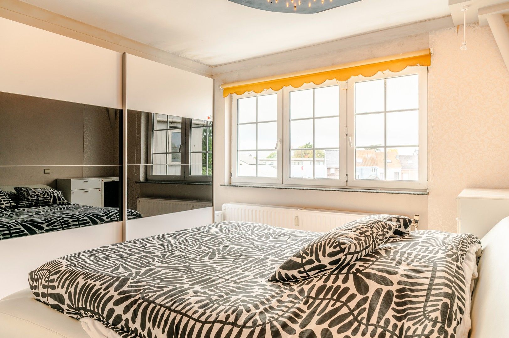 Op te frissen appartement met 2 slaapkamers foto 4