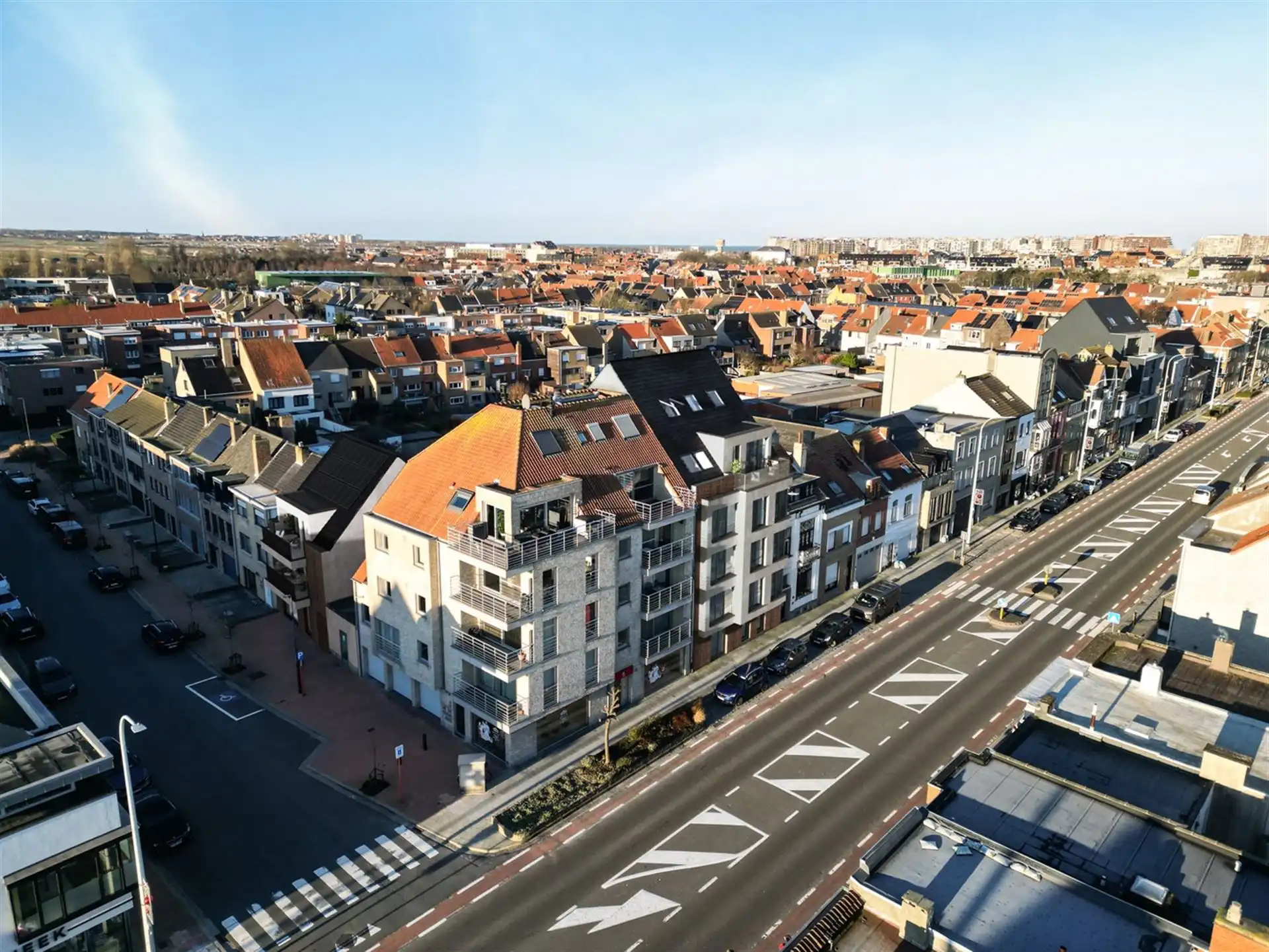 Gelijkvloerse 2 slaapkamer appartement met tuin foto 3
