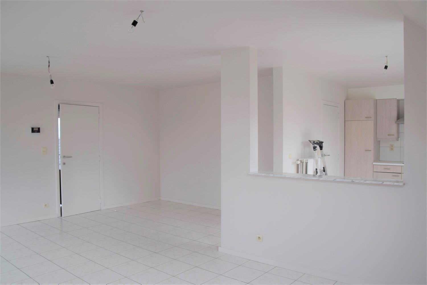 Ruim instapklaar appartement! foto 2