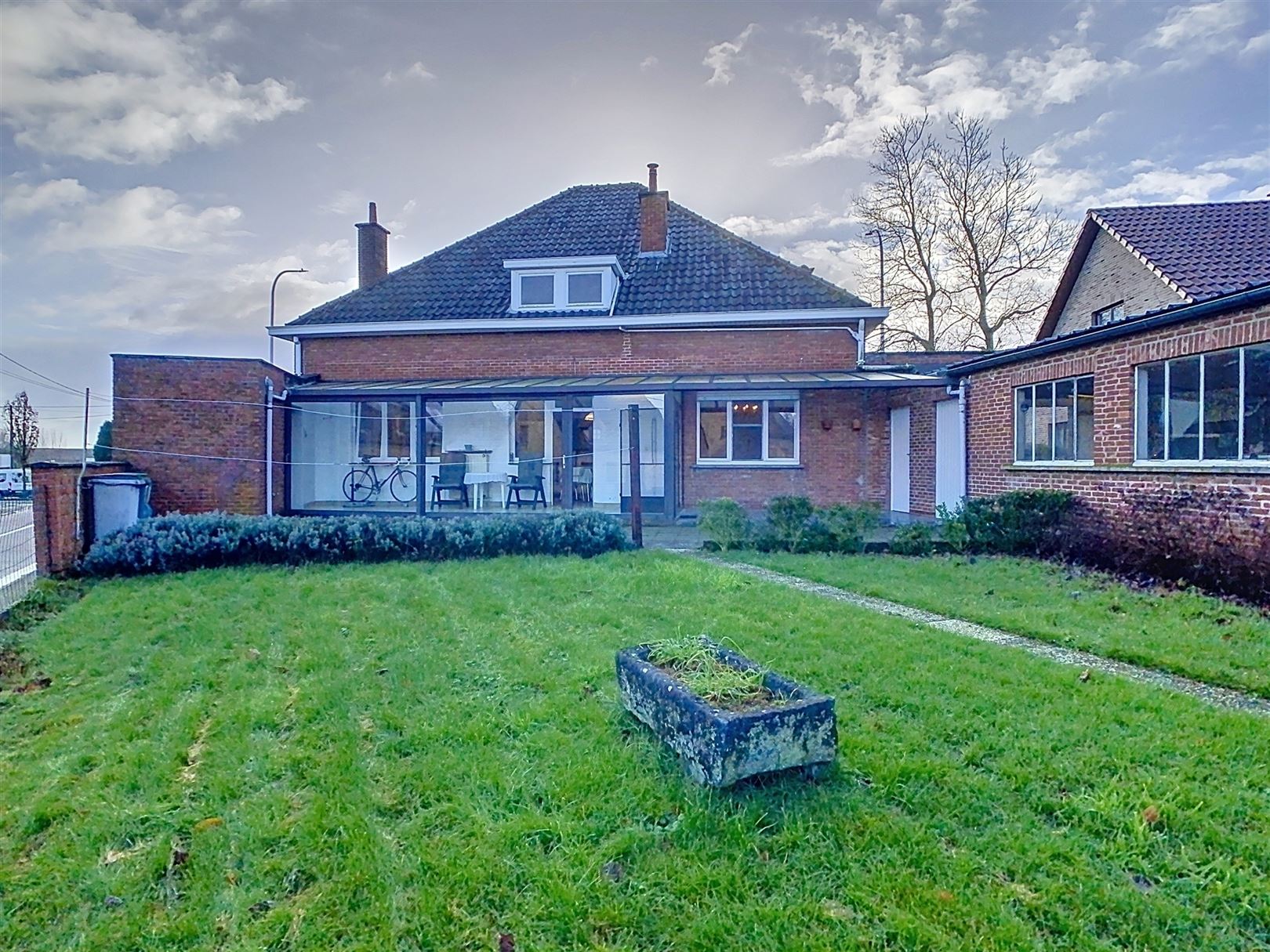 Ruime woning, 3 slpks (+ inrichtb. zolder), tuin, 8a 35ca foto 5