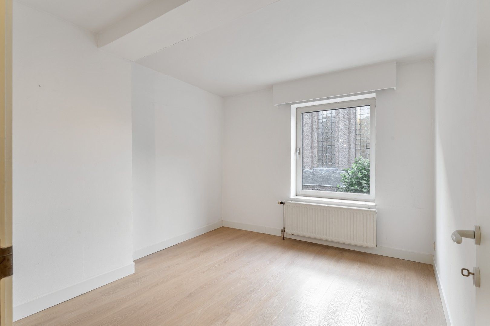 APPARTEMENT MET 2 SLAAPKAMERS IN HET HART VAN SINT-TRUIDEN. foto 13