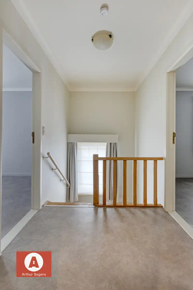 Woning met atelier en 4 slaapkamers in Buggenhout foto 14