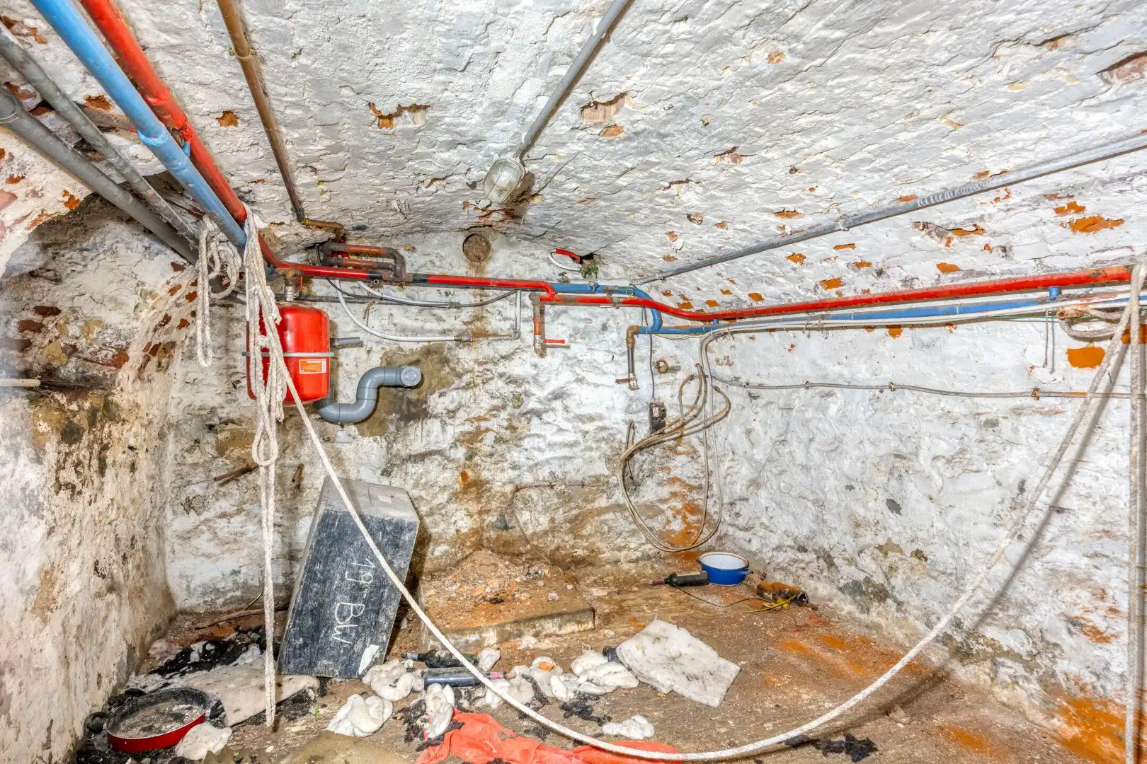 Te renoveren woning met stadstuin in hartje Halle foto 8