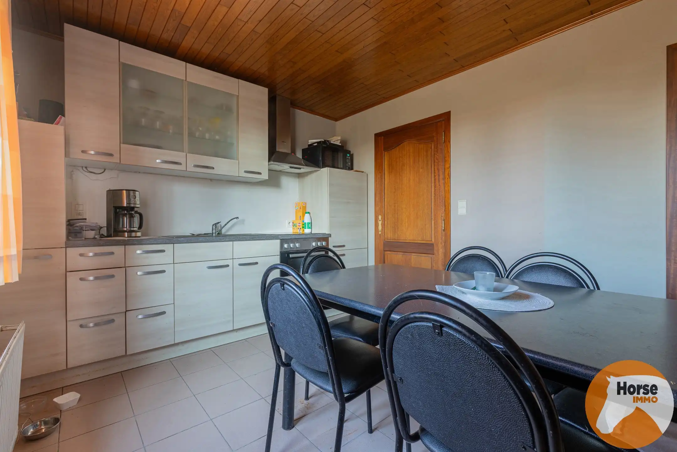 LAARNE- &nbsp;Landbouweigendom met geïntegreerde woning&nbsp; foto 7