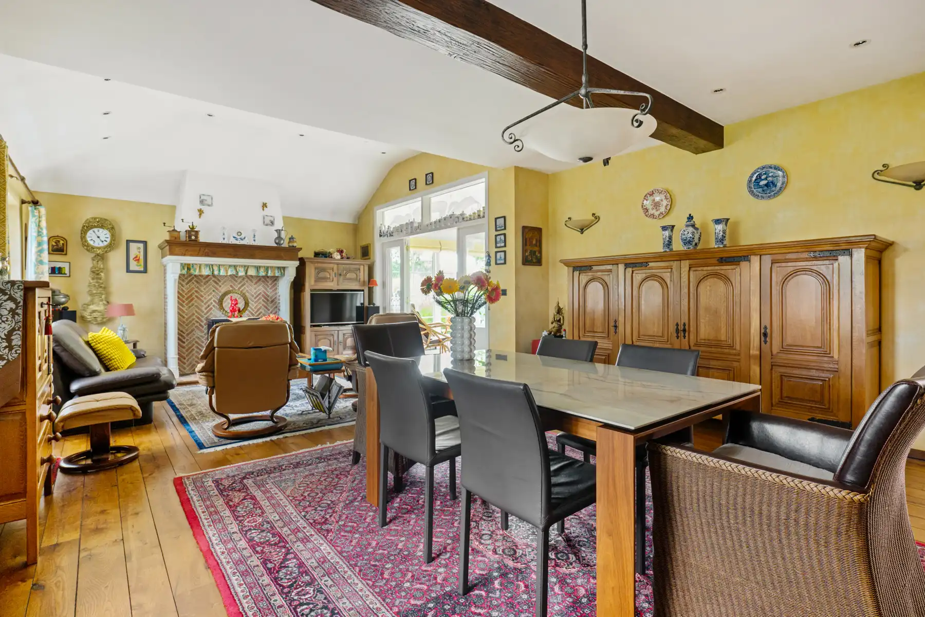 Unieke hoeve op 5.589 m² in Wommelgem. foto 5