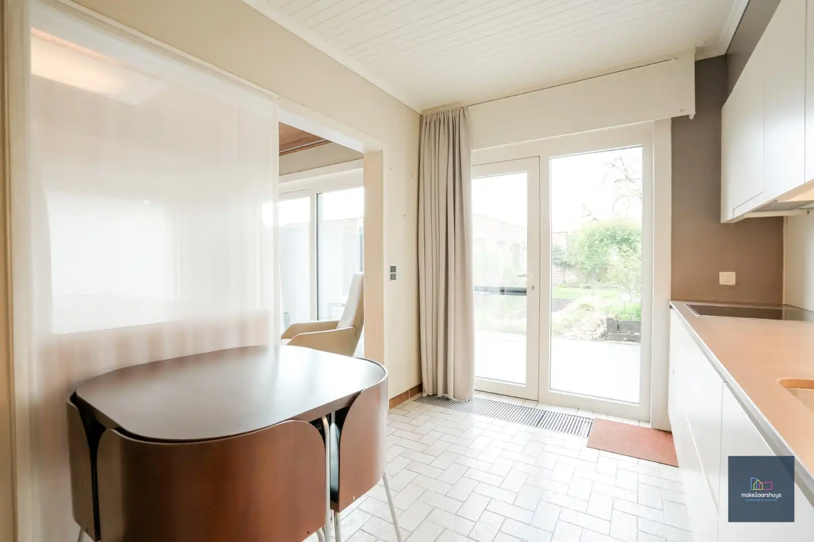 Goed onderhouden HOB in rustige straat in Mariakerke  foto 11