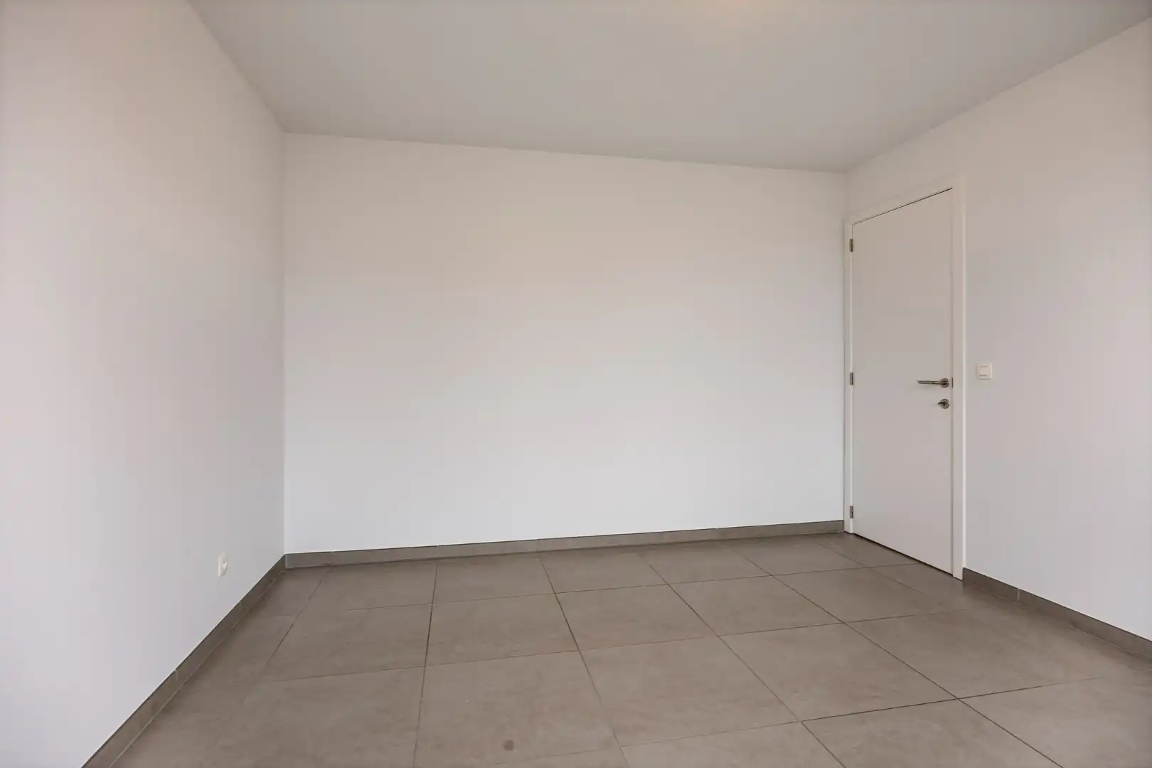 Ruim en lichtrijk appartement met 2 slaapkamers, terras en autostaanplaats vlakbij autostrade - EPC 108 kWh/m² foto 15