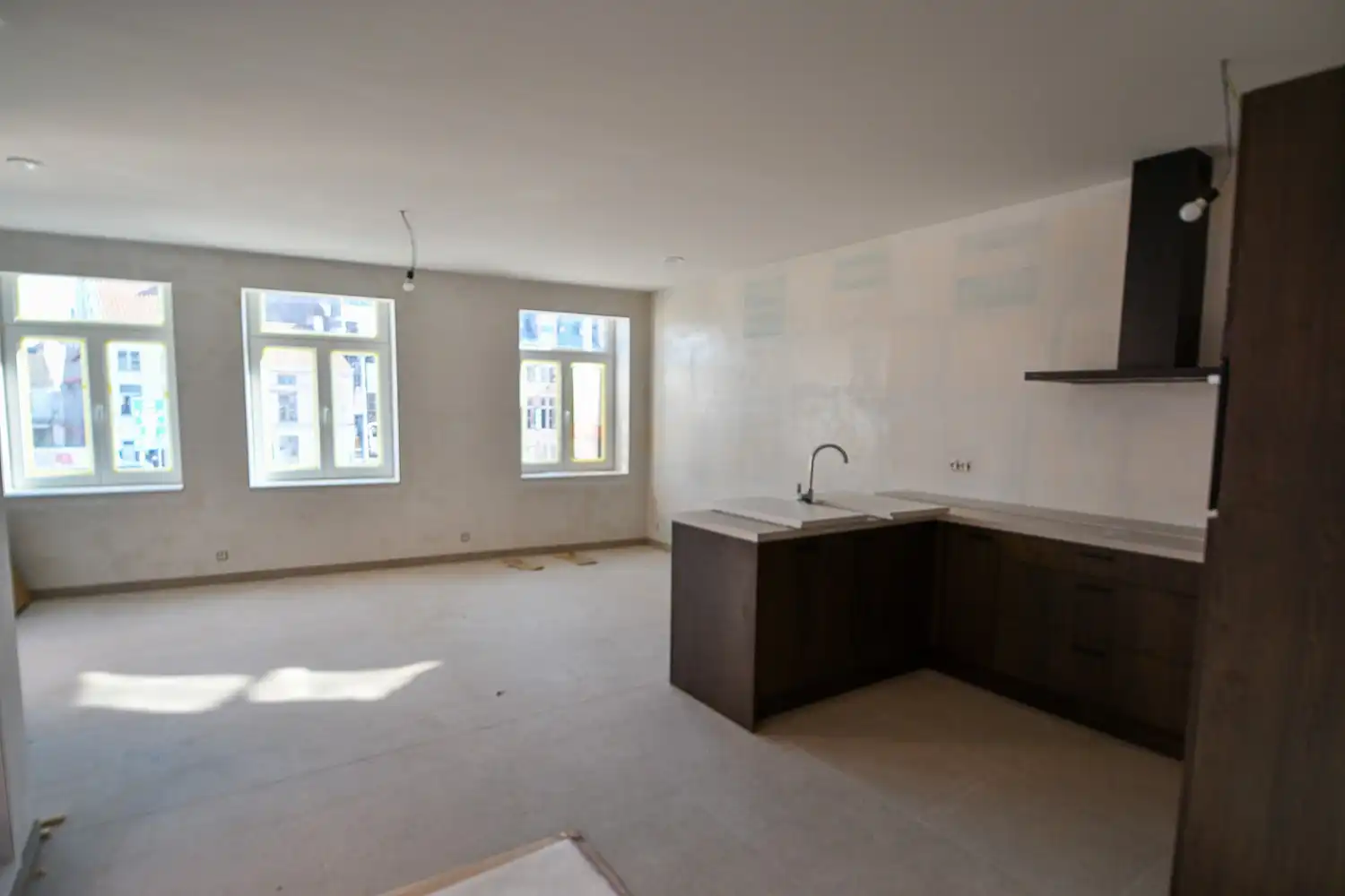 Lichtrijk appartement op 1ste verdiep met 2 slaapkamers foto 3