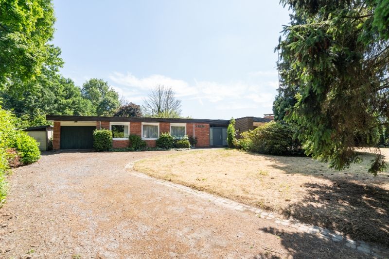 Prachtige locatie! Eigendom op 1414m² grondopp - 36m straatbreedte !!! foto 2