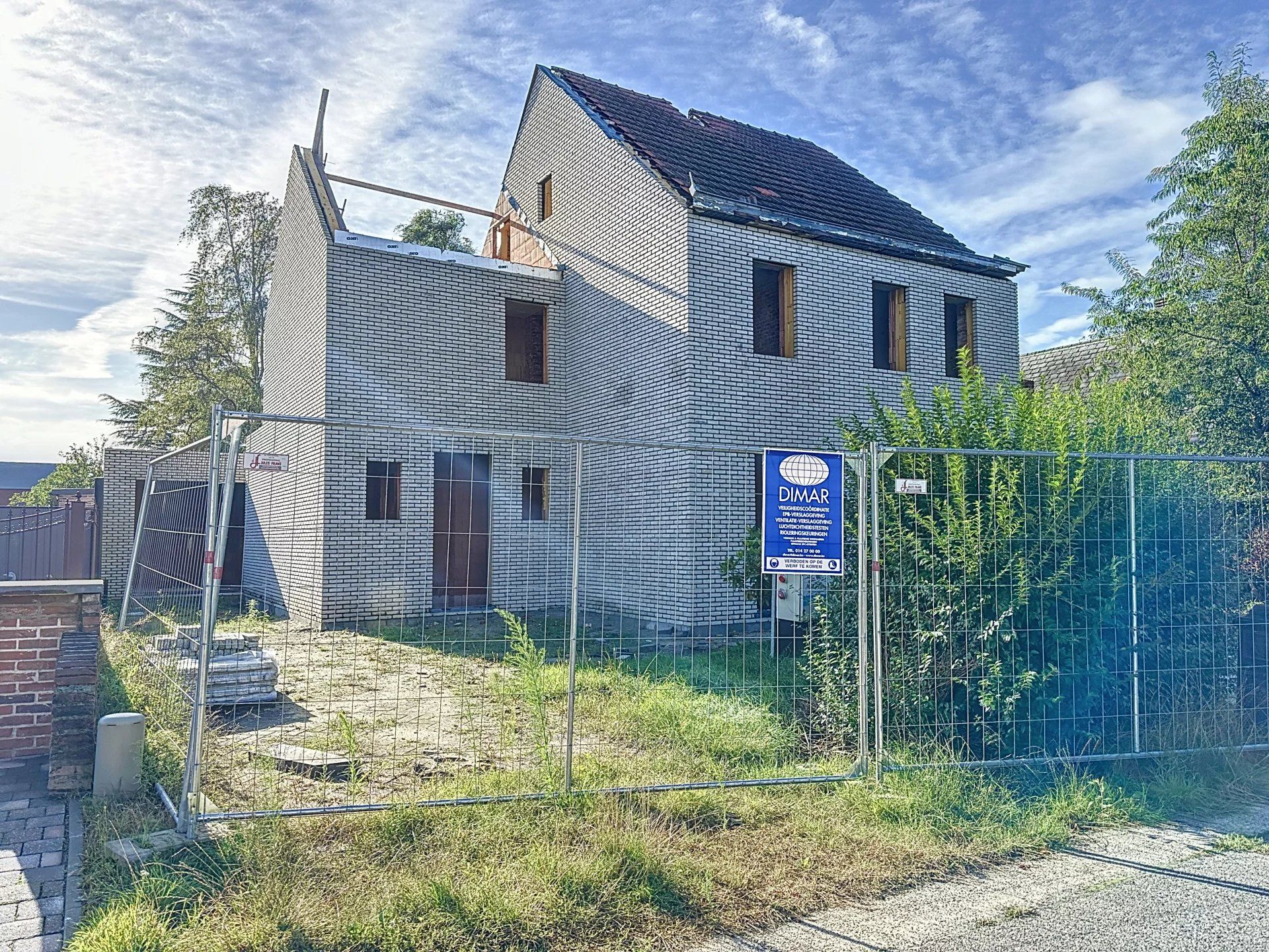 Ruwbouw op zeer gunstige locatie vlakbij het centrum van Balen. foto 34